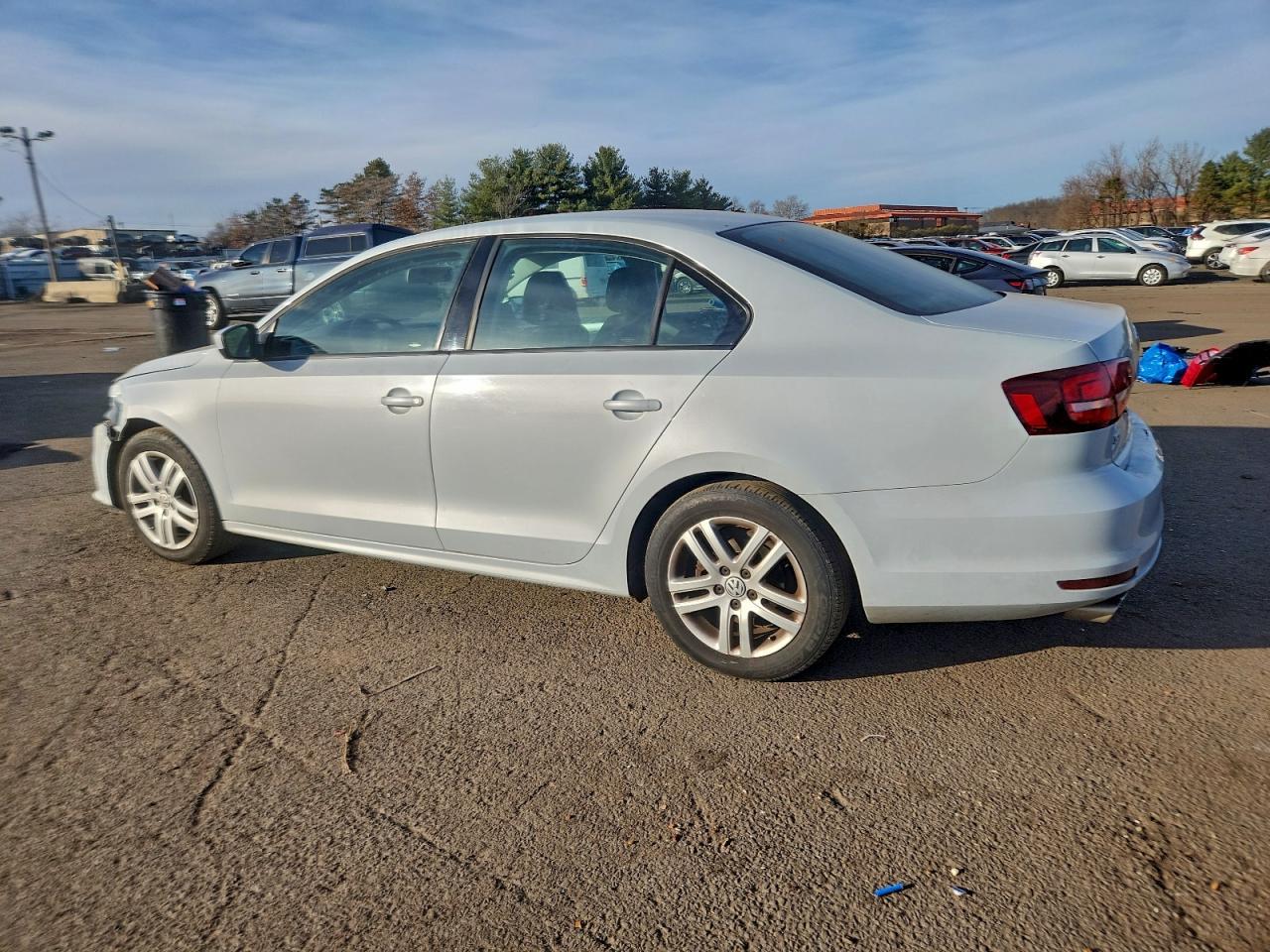 2018 VOLKSWAGEN JETTA