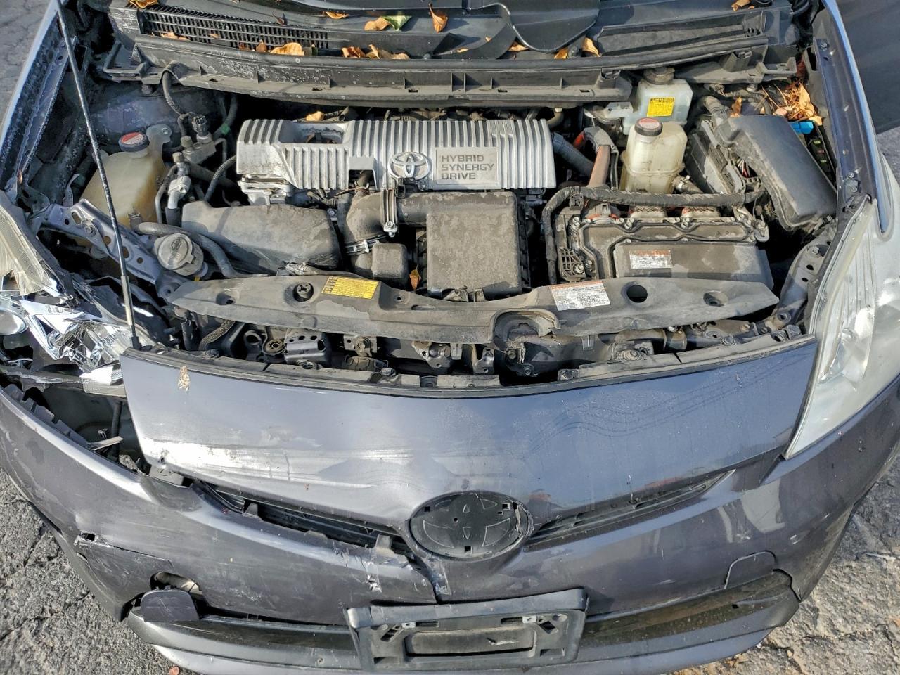 2015 TOYOTA PRIUS