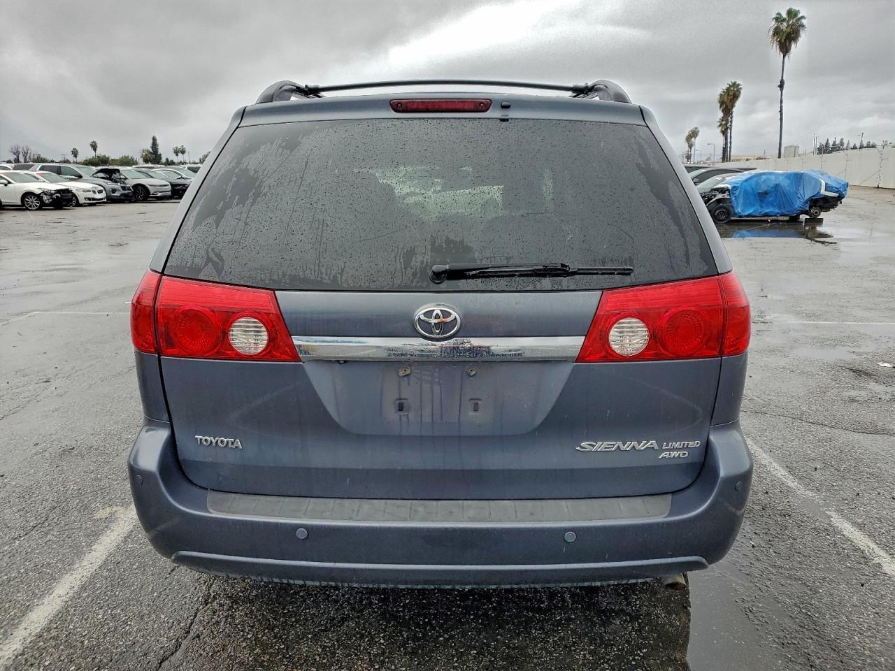 2006 TOYOTA SIENNA