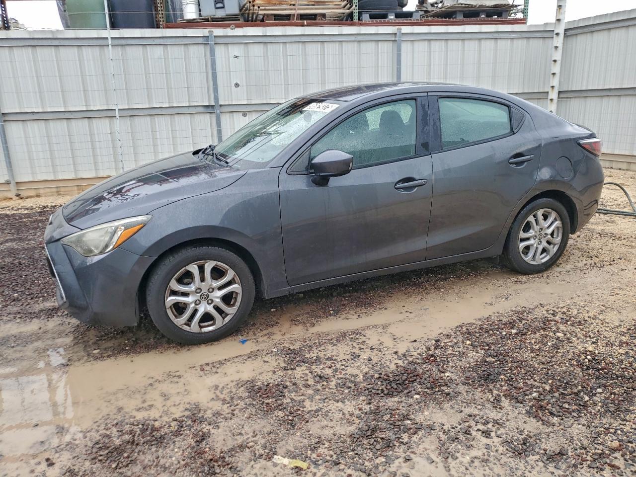 2016 TOYOTA SCION