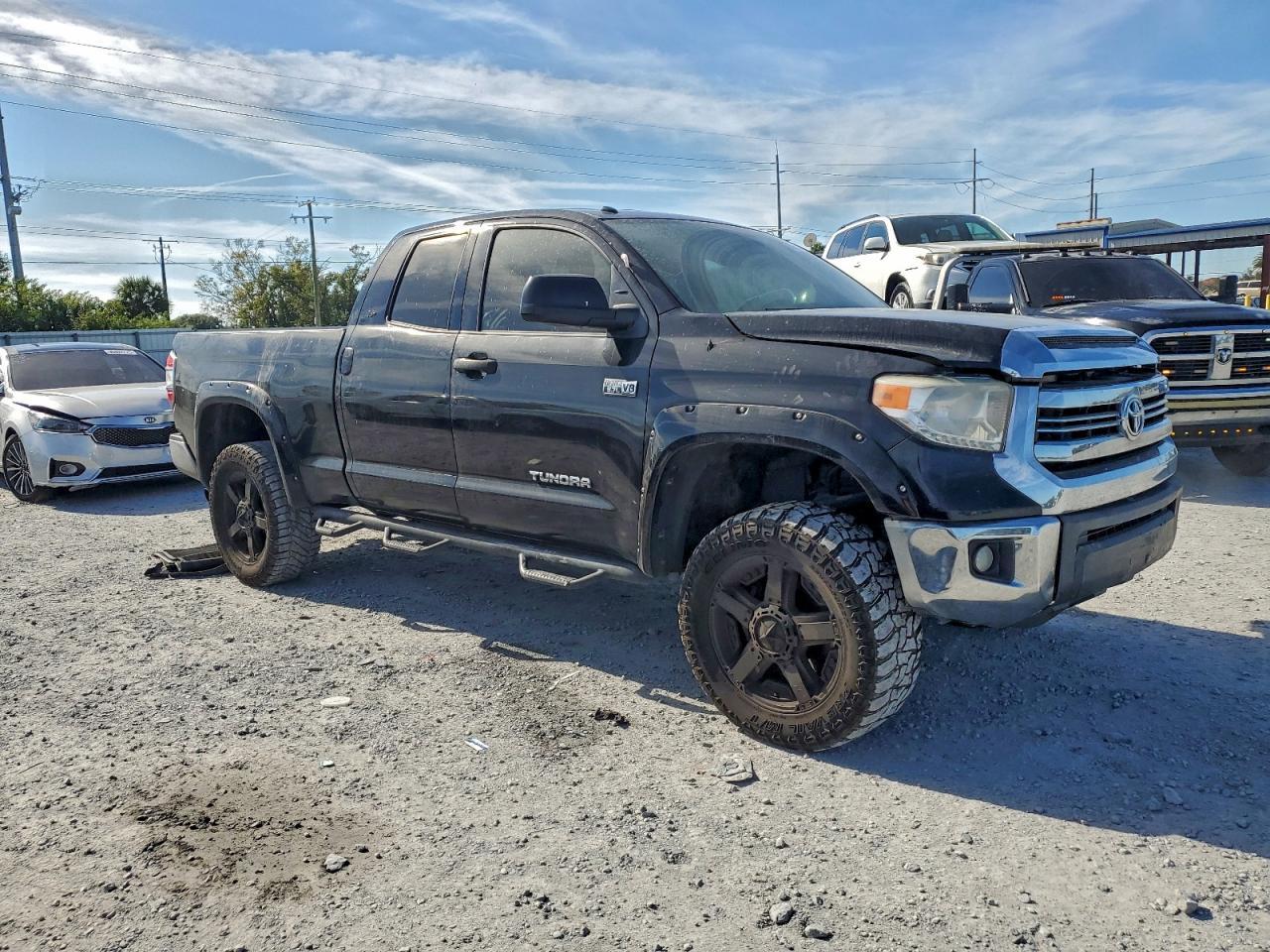 2016 TOYOTA TUNDRA
