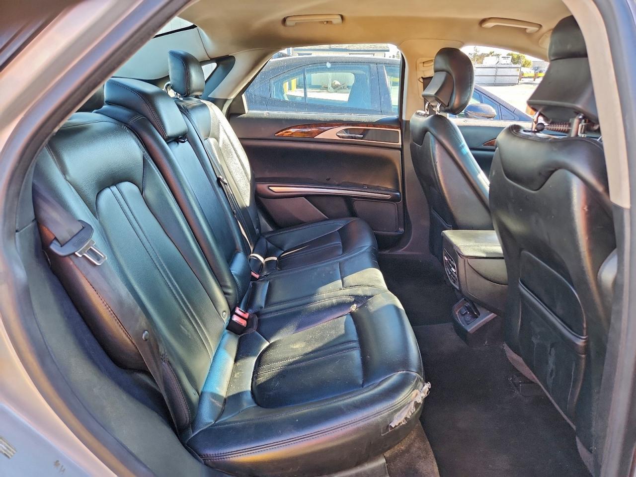 2016 LINCOLN MKZ