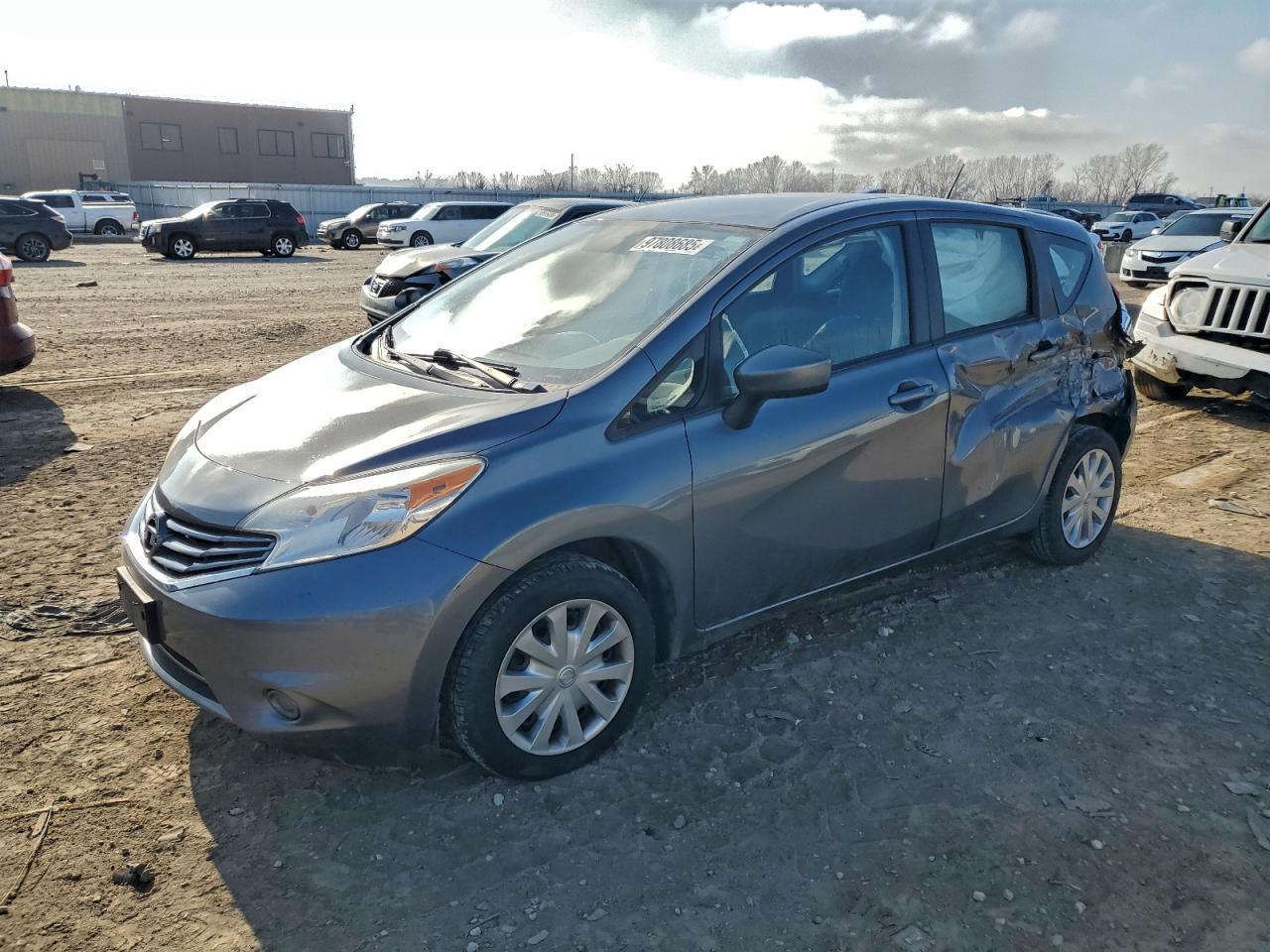 2016 NISSAN Versa Note