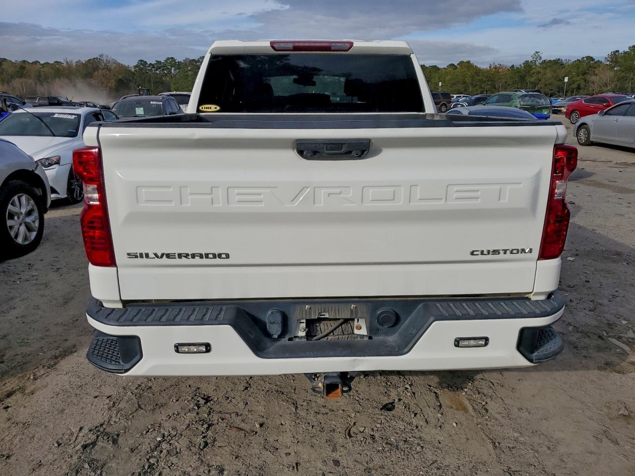 2023 CHEVROLET Silverado