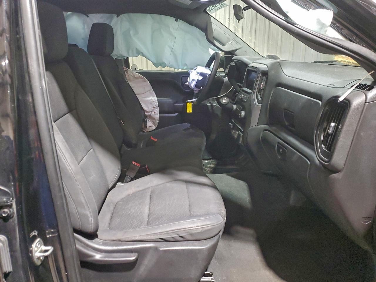 2021 CHEVROLET Silverado
