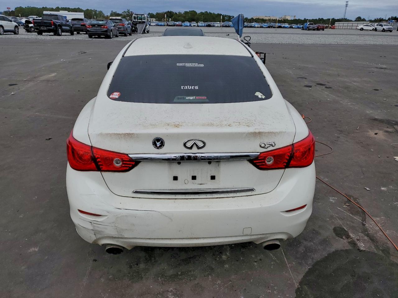 2017 INFINITI Q50