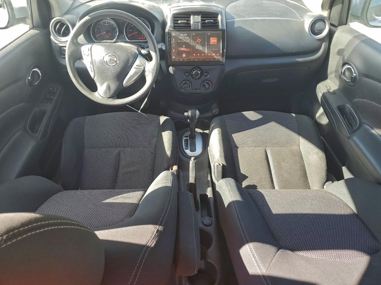 2017 NISSAN VERSA