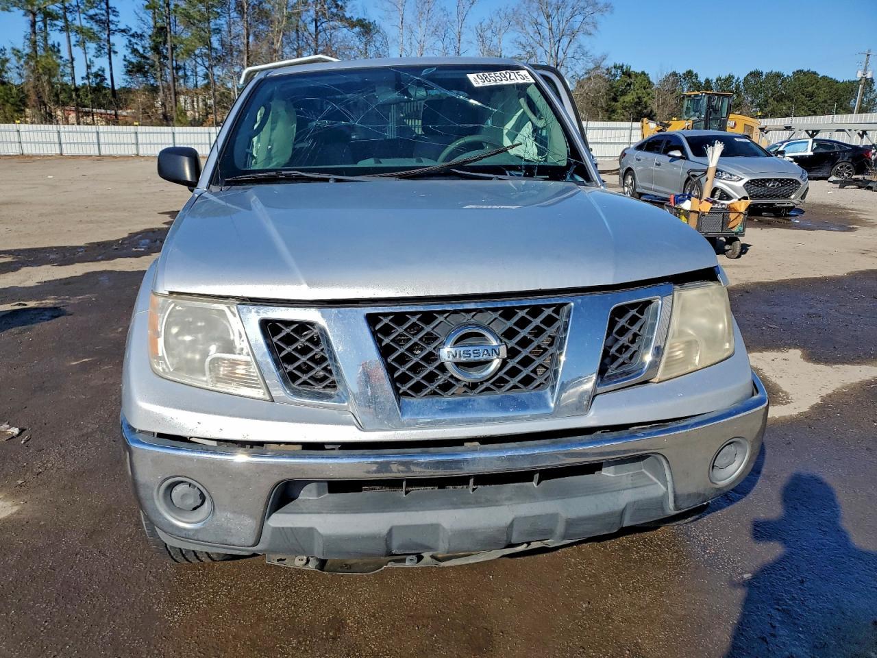 2011 NISSAN Frontier