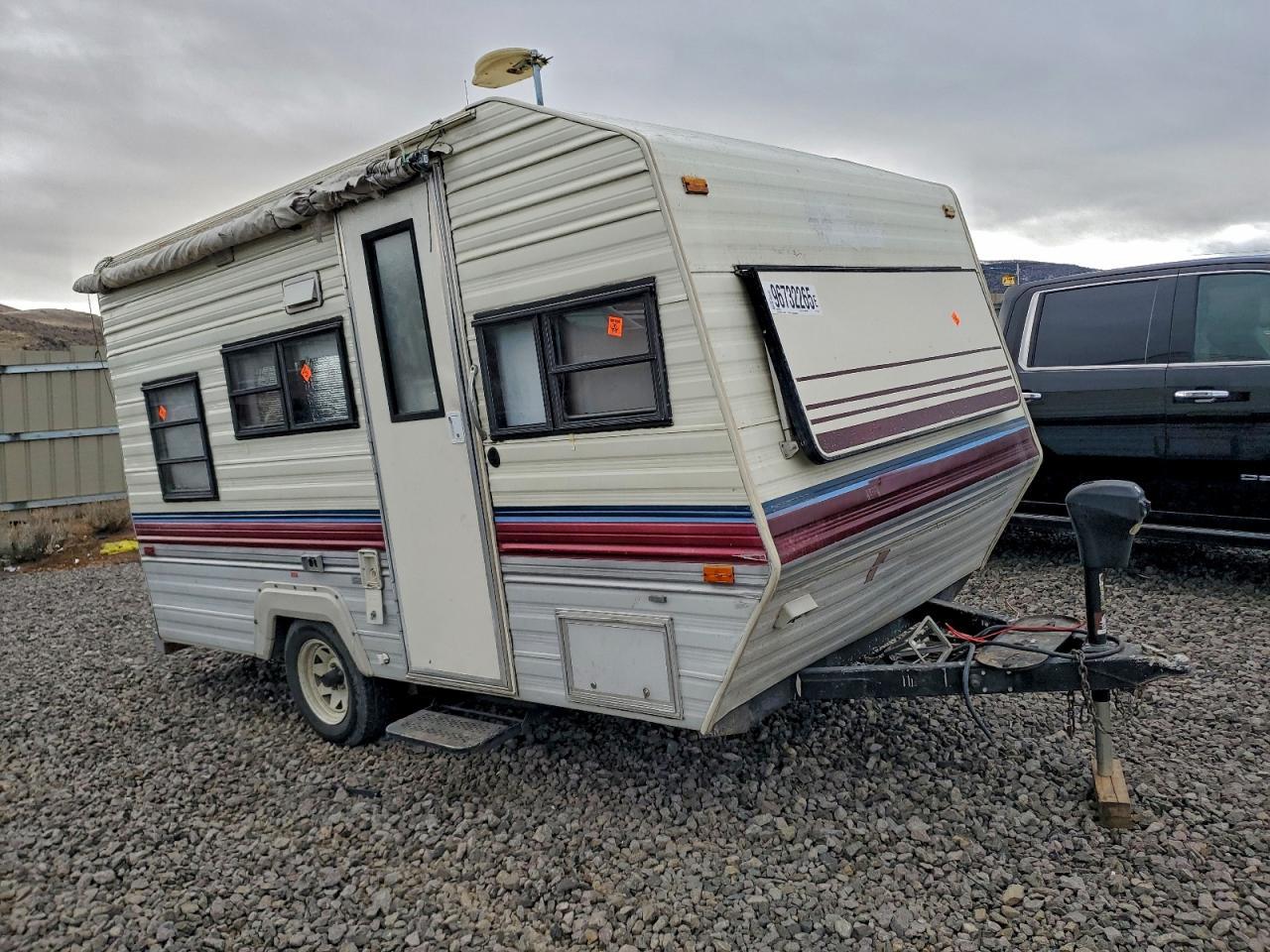 1990 FLEETWOOD Camper