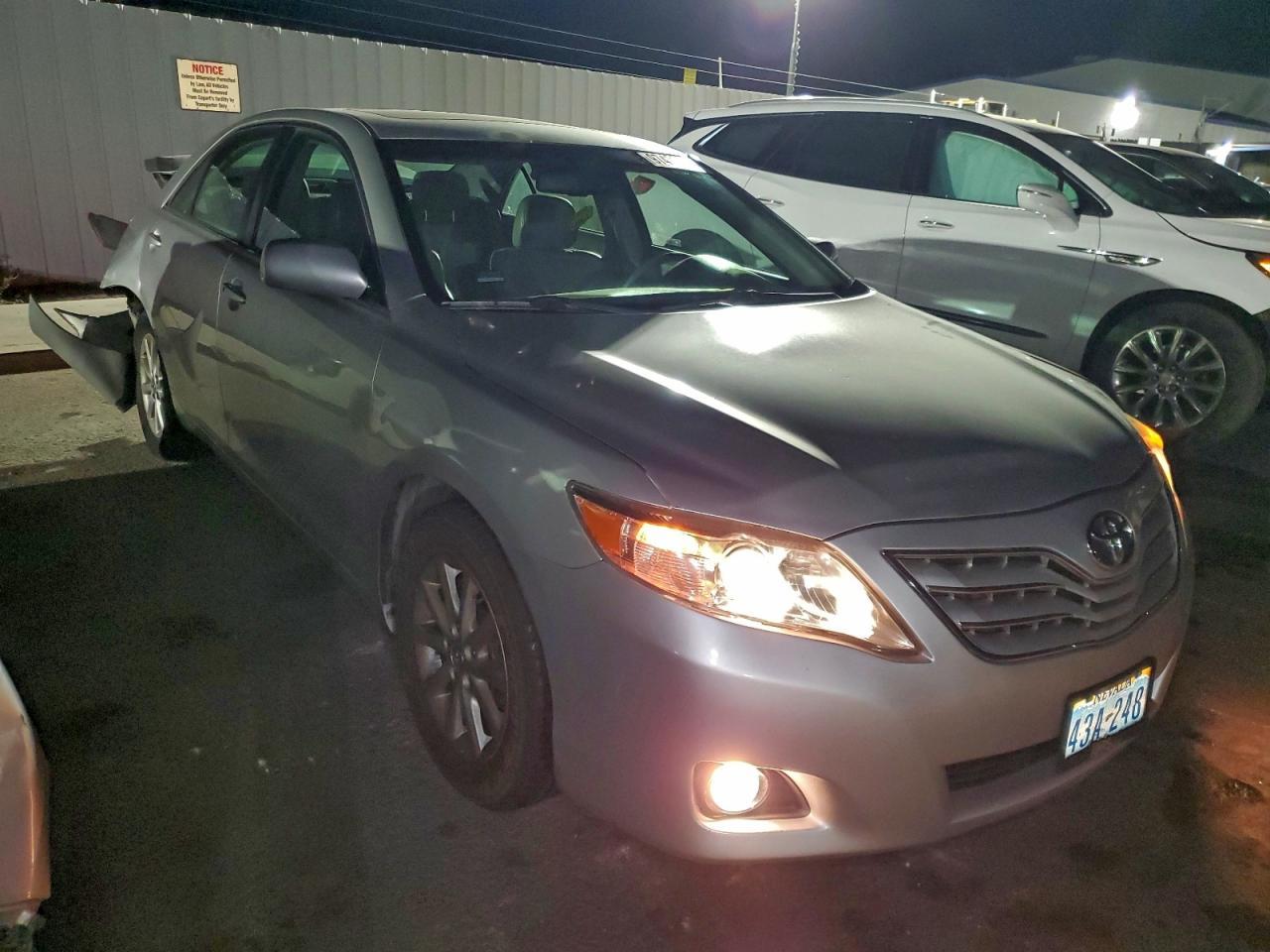 2011 TOYOTA CAMRY