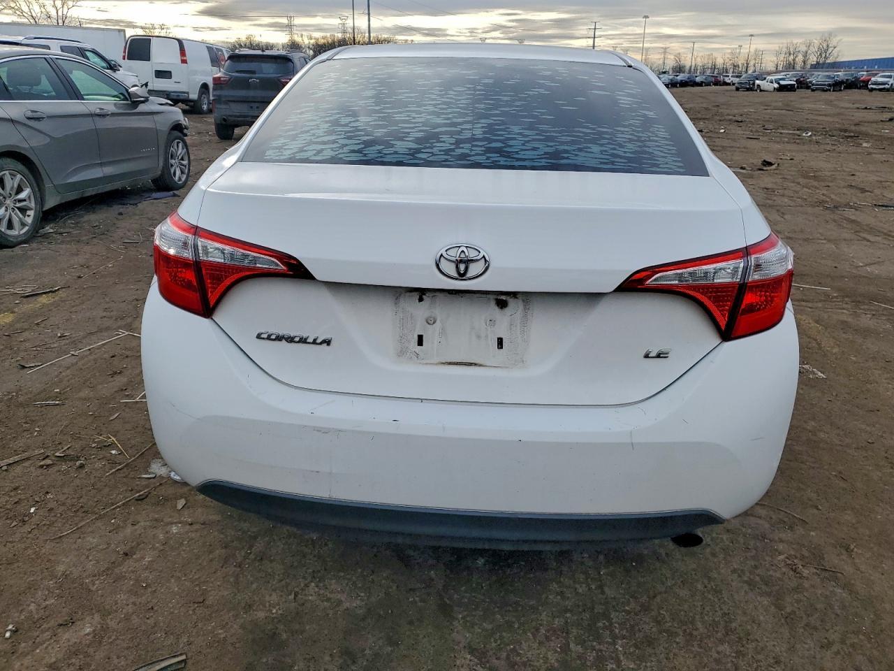 2015 TOYOTA COROLLA