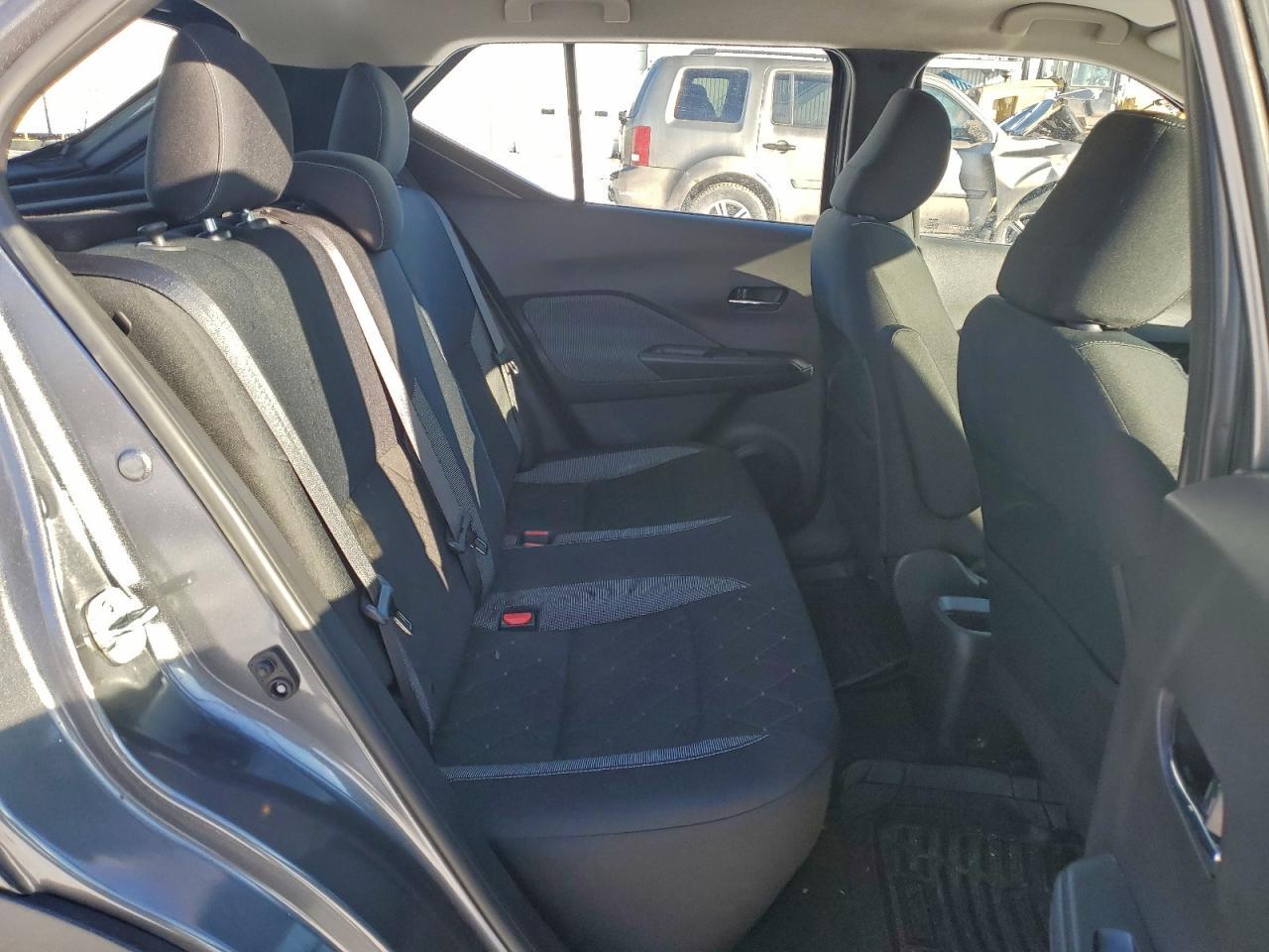 2019 NISSAN KICKS