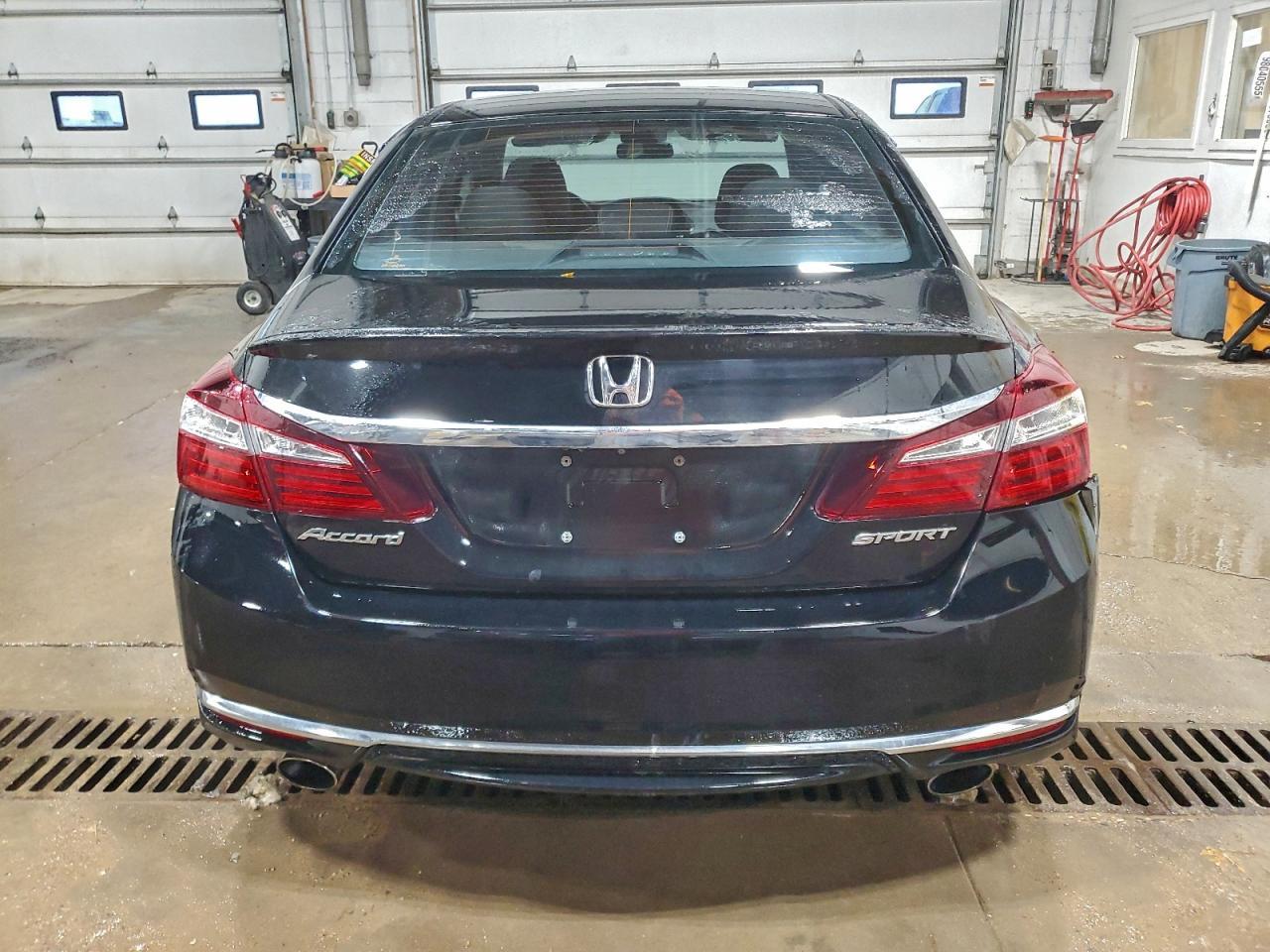 2016 HONDA ACCORD