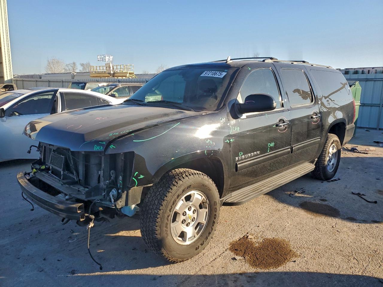 2013 CHEVROLET Suburban