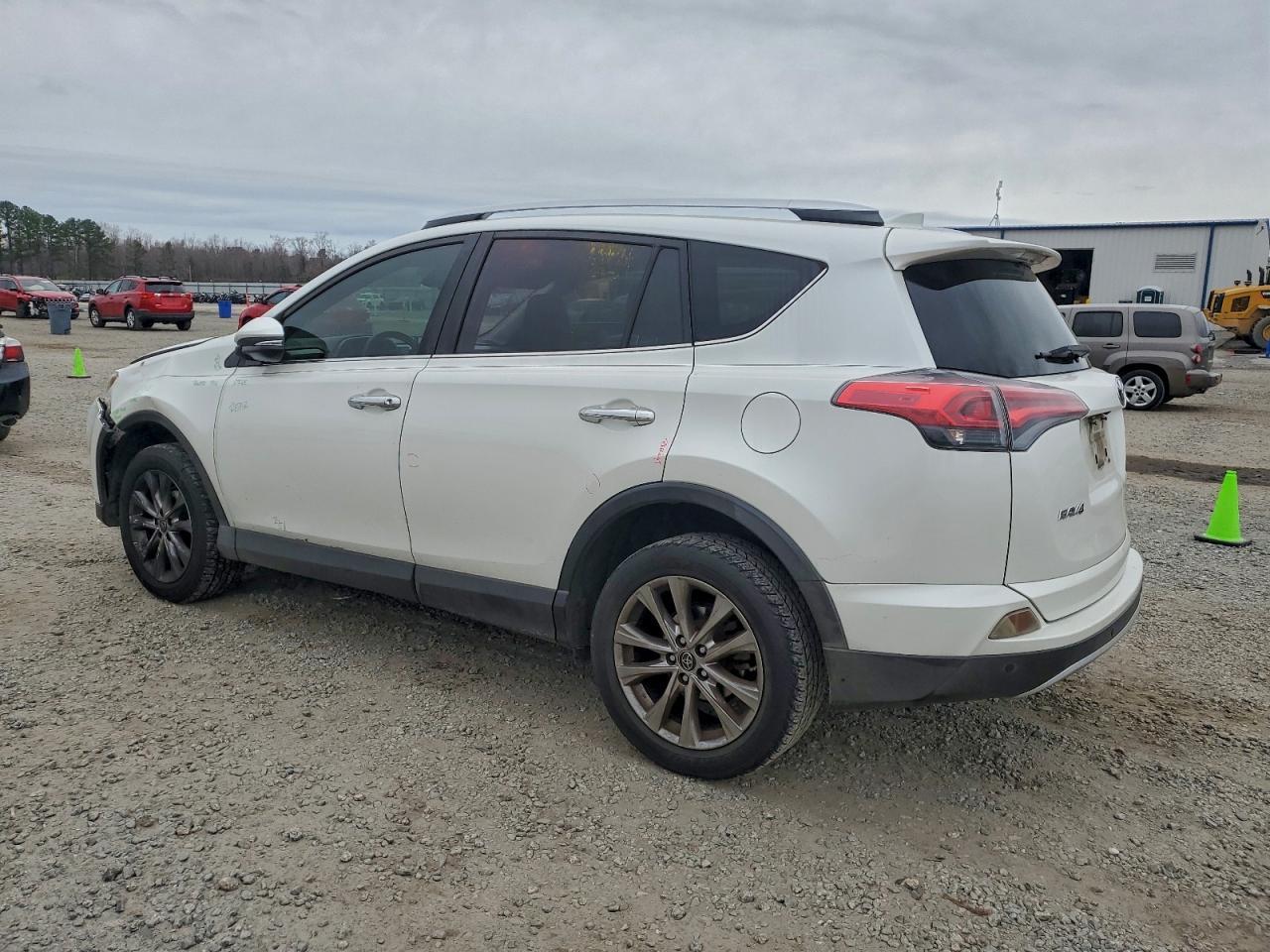 2016 TOYOTA RAV4
