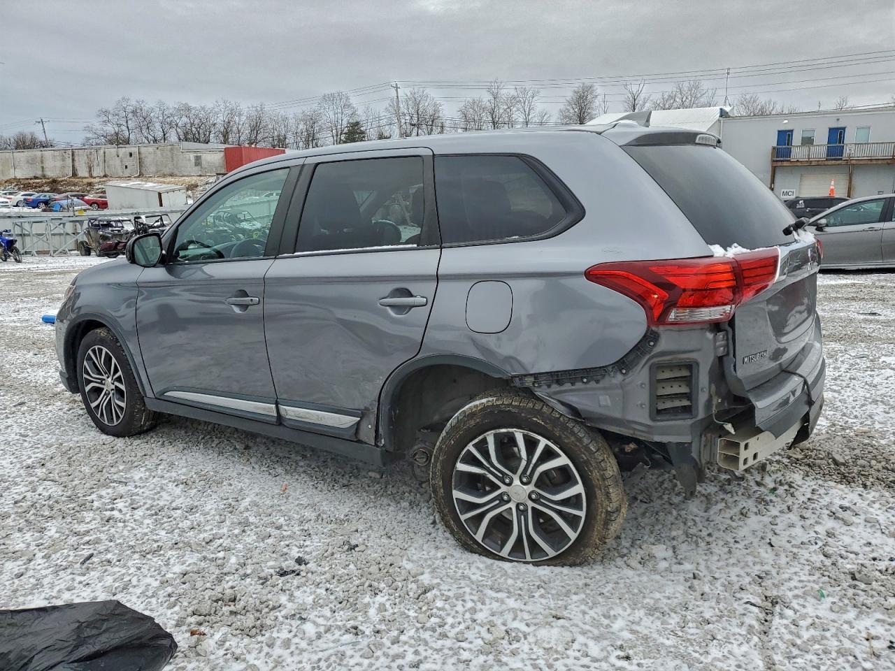 2018 MITSUBISHI outlander