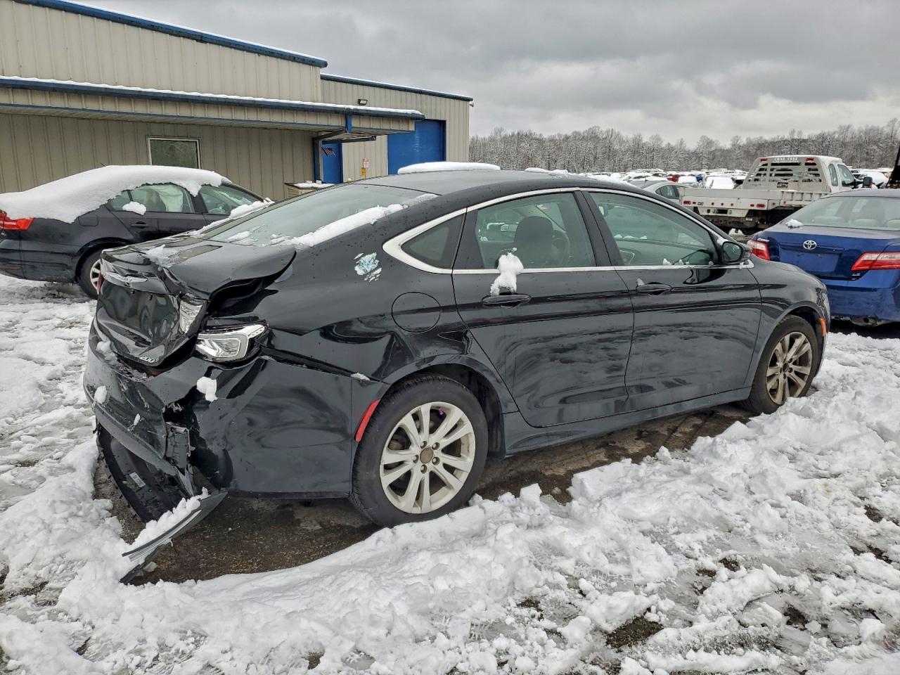 2016 CHRYSLER 200