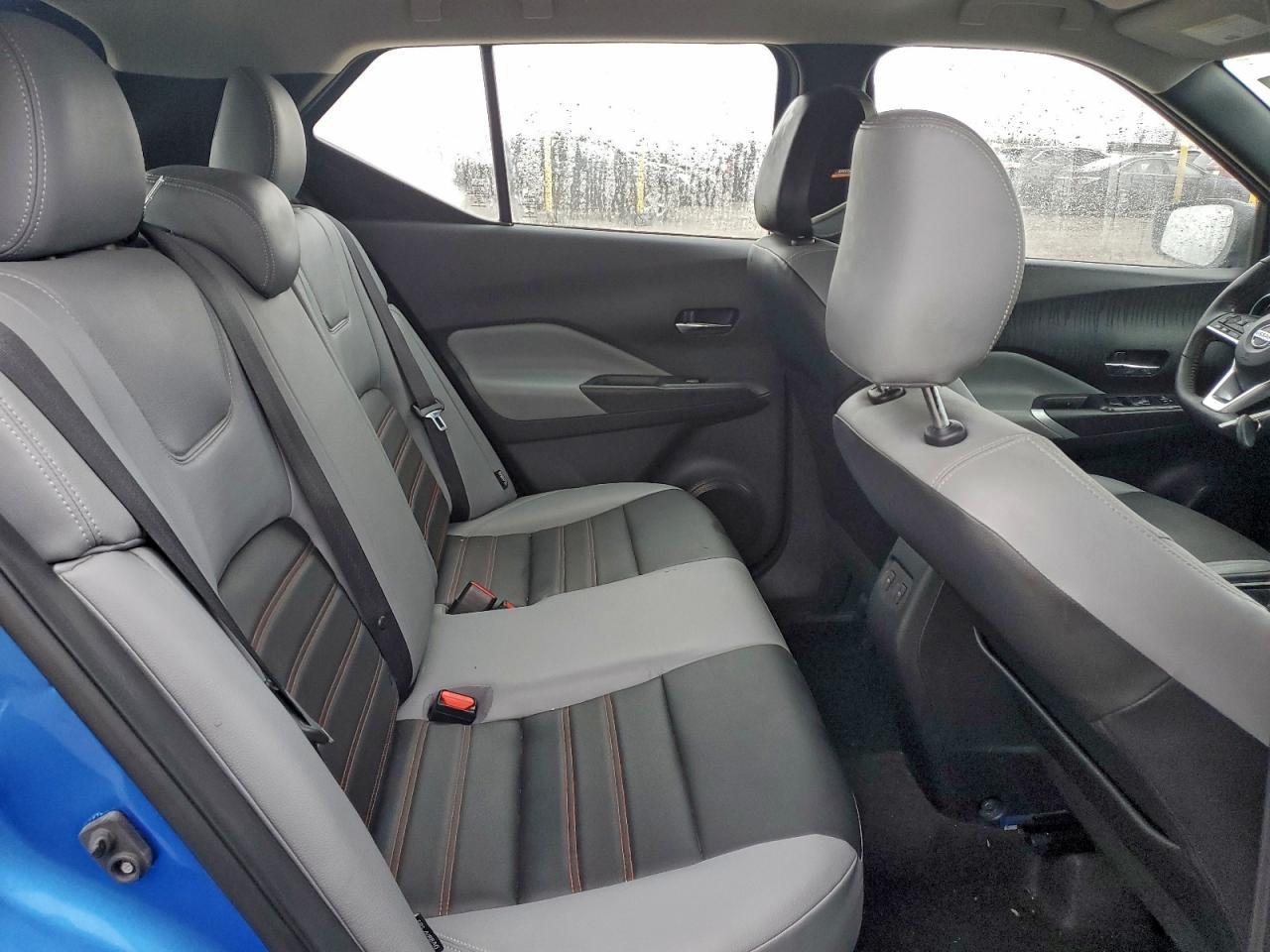2021 NISSAN KICKS