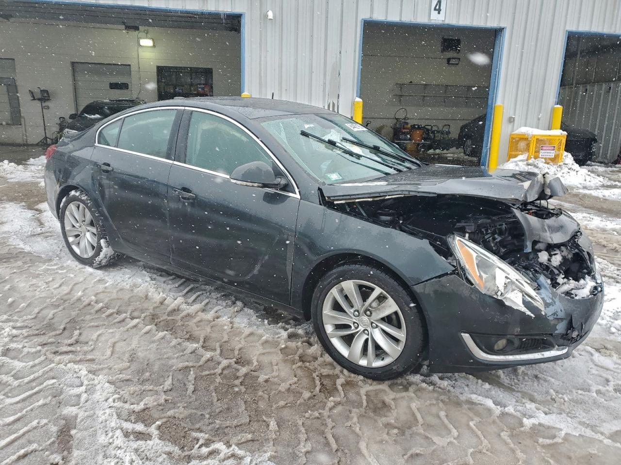 2015 BUICK Regal