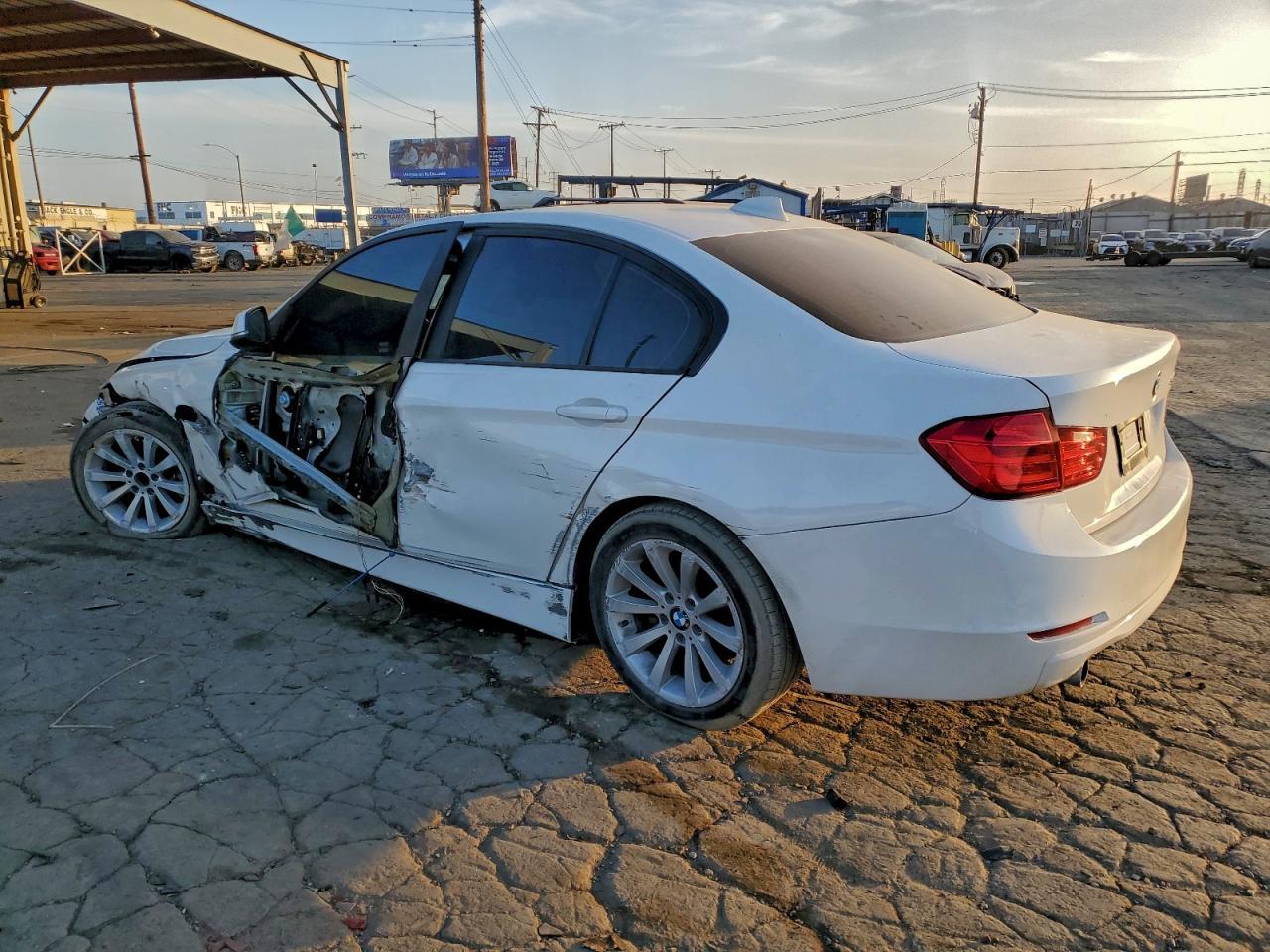 2014 BMW 3 SERIES
