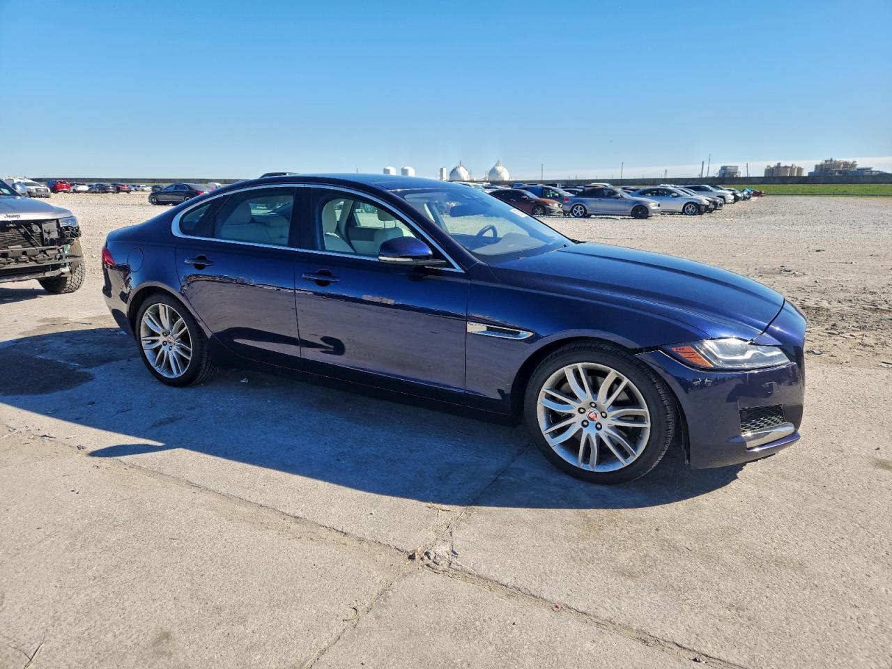 2016 JAGUAR XF