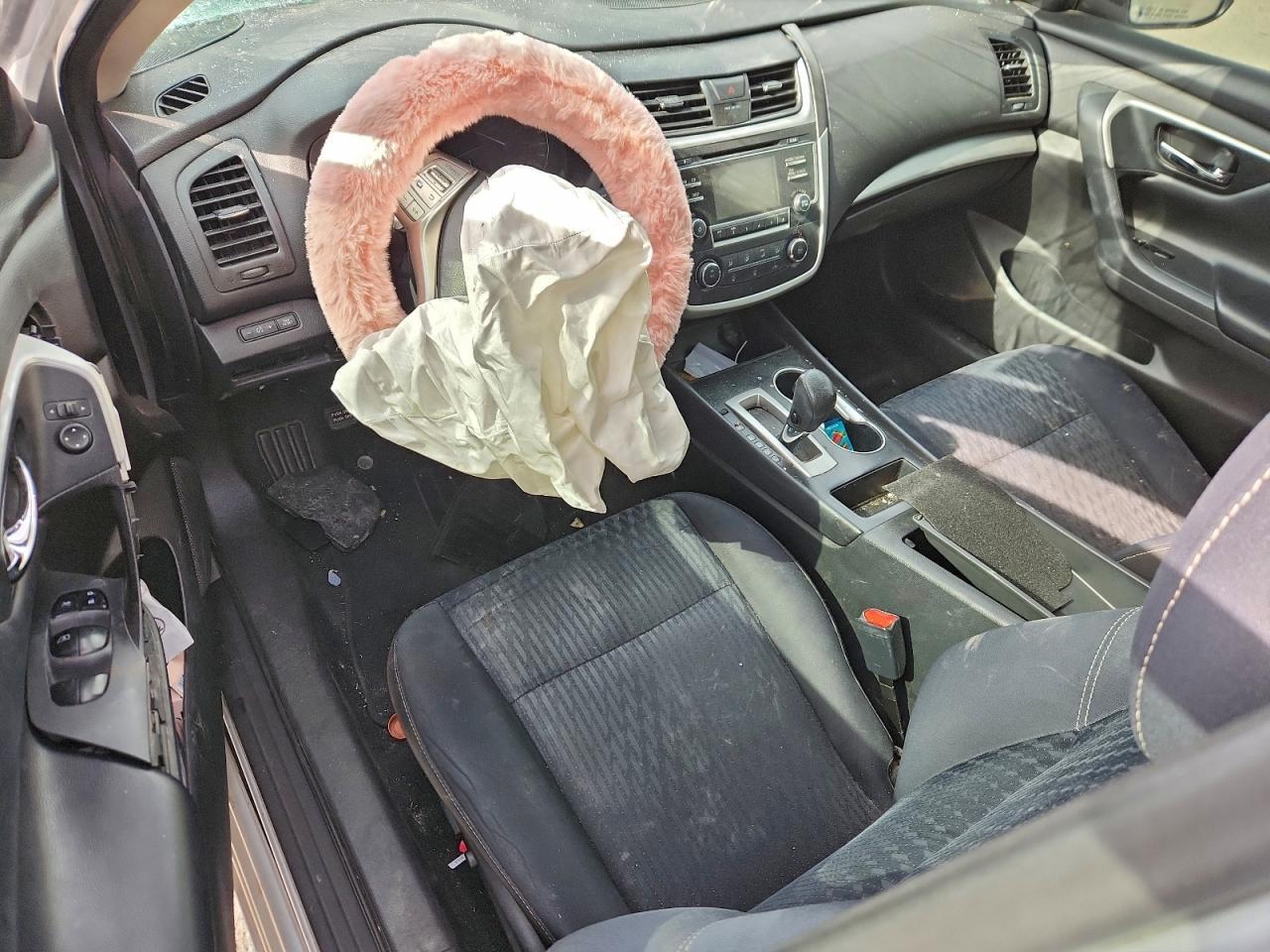 2017 NISSAN ALTIMA