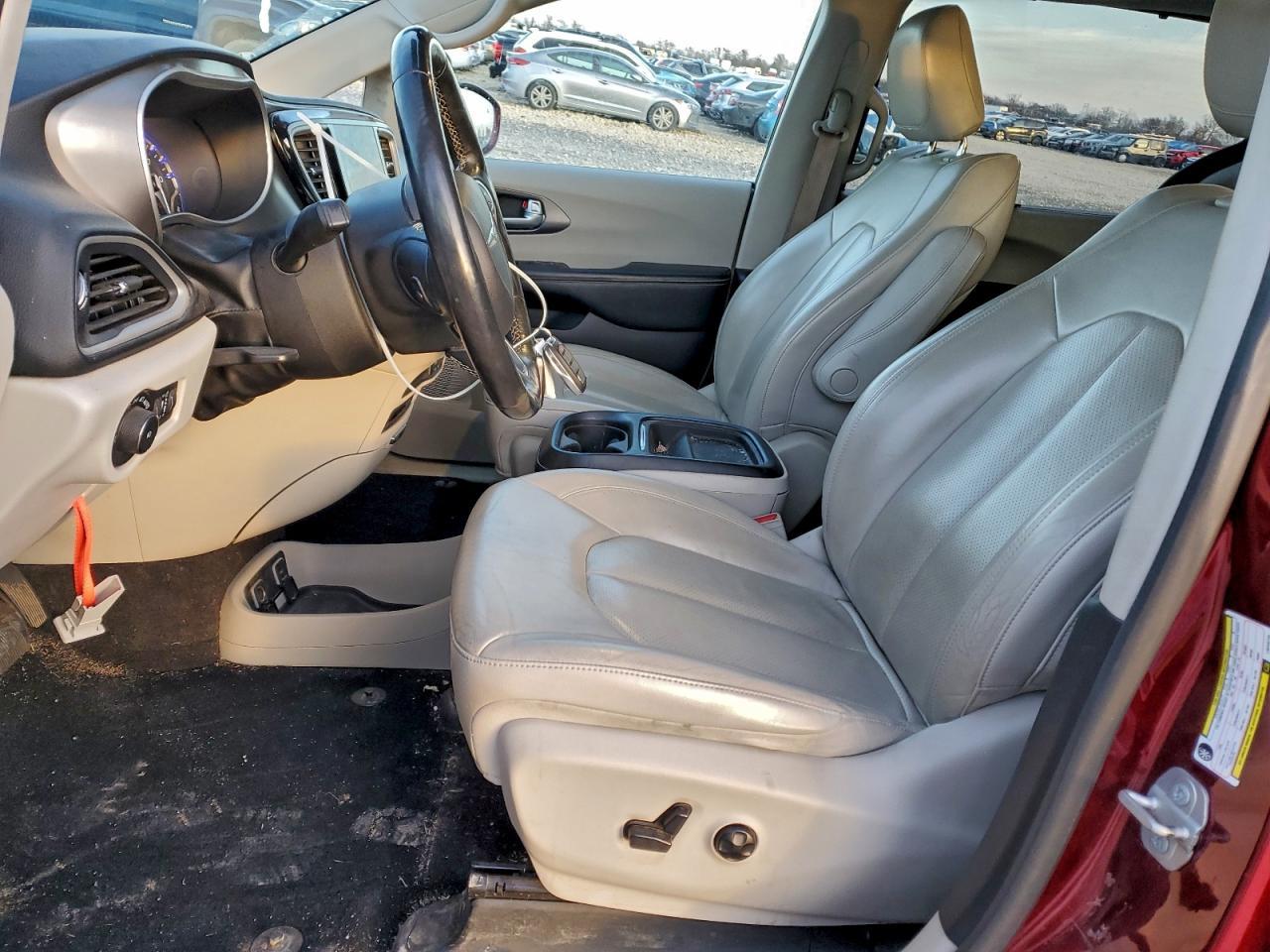 2020 CHRYSLER Pacifica