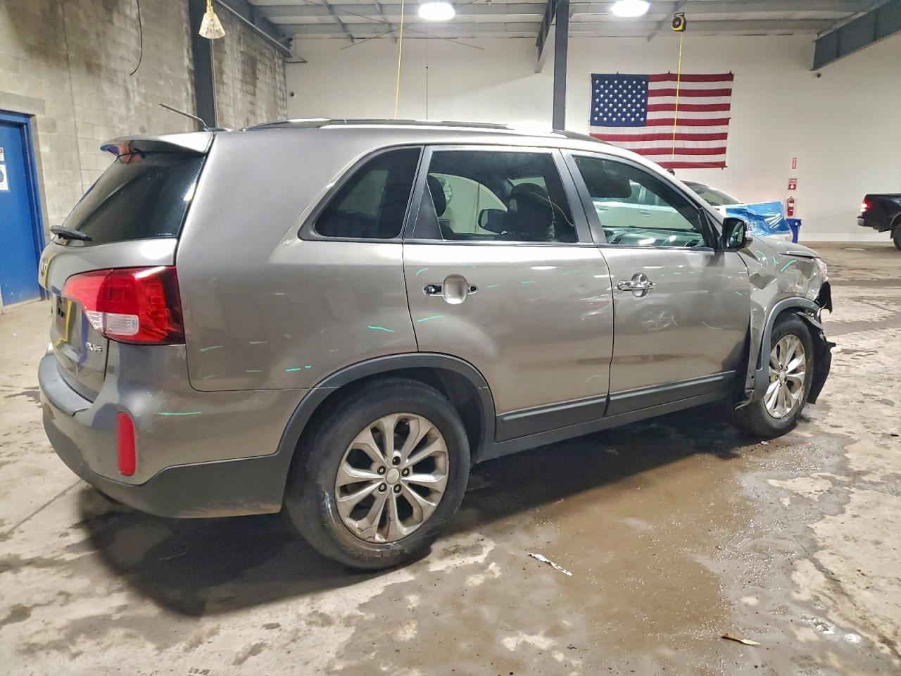 2015 KIA SORENTO