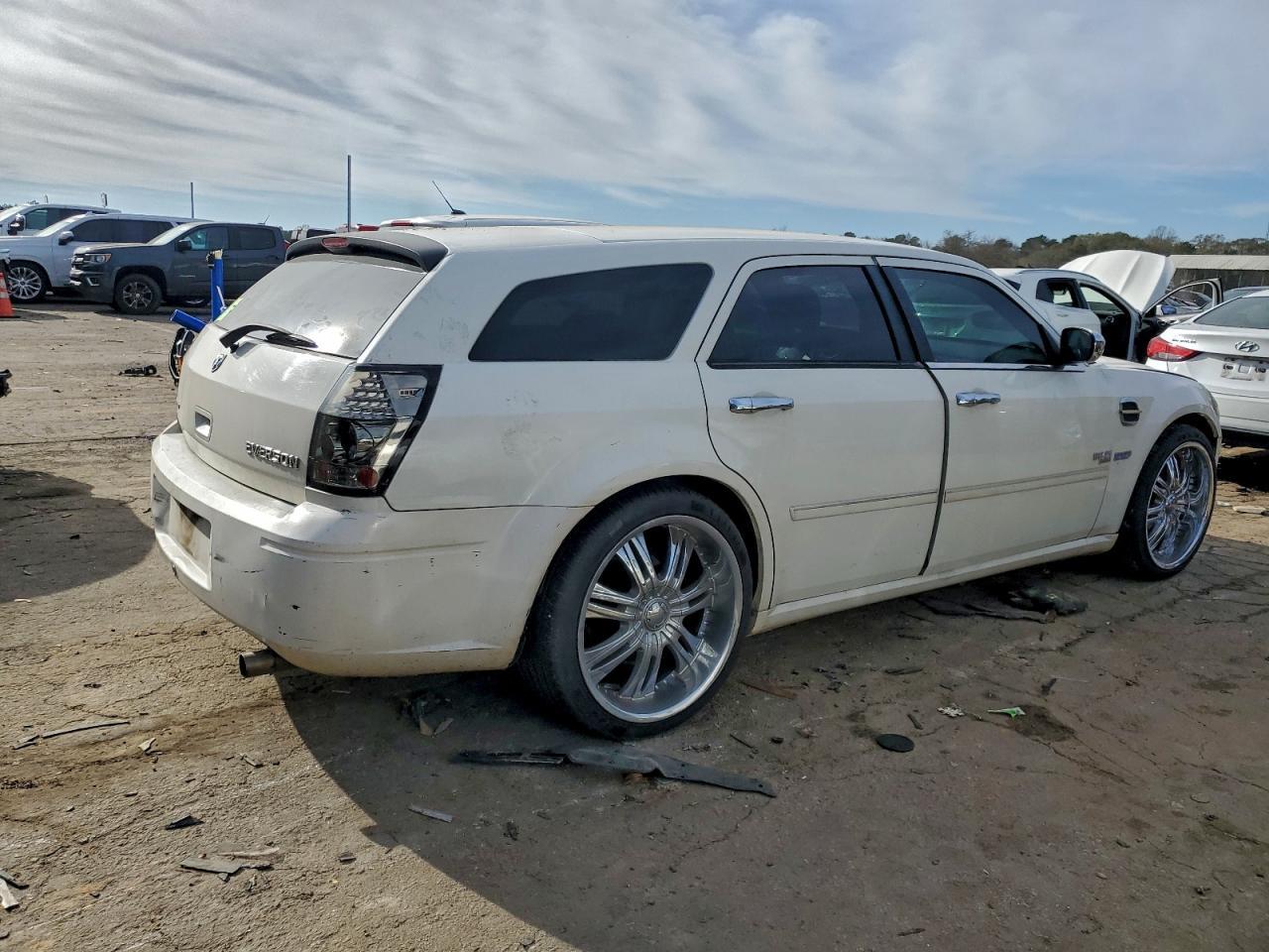 2007 DODGE MAGNUM