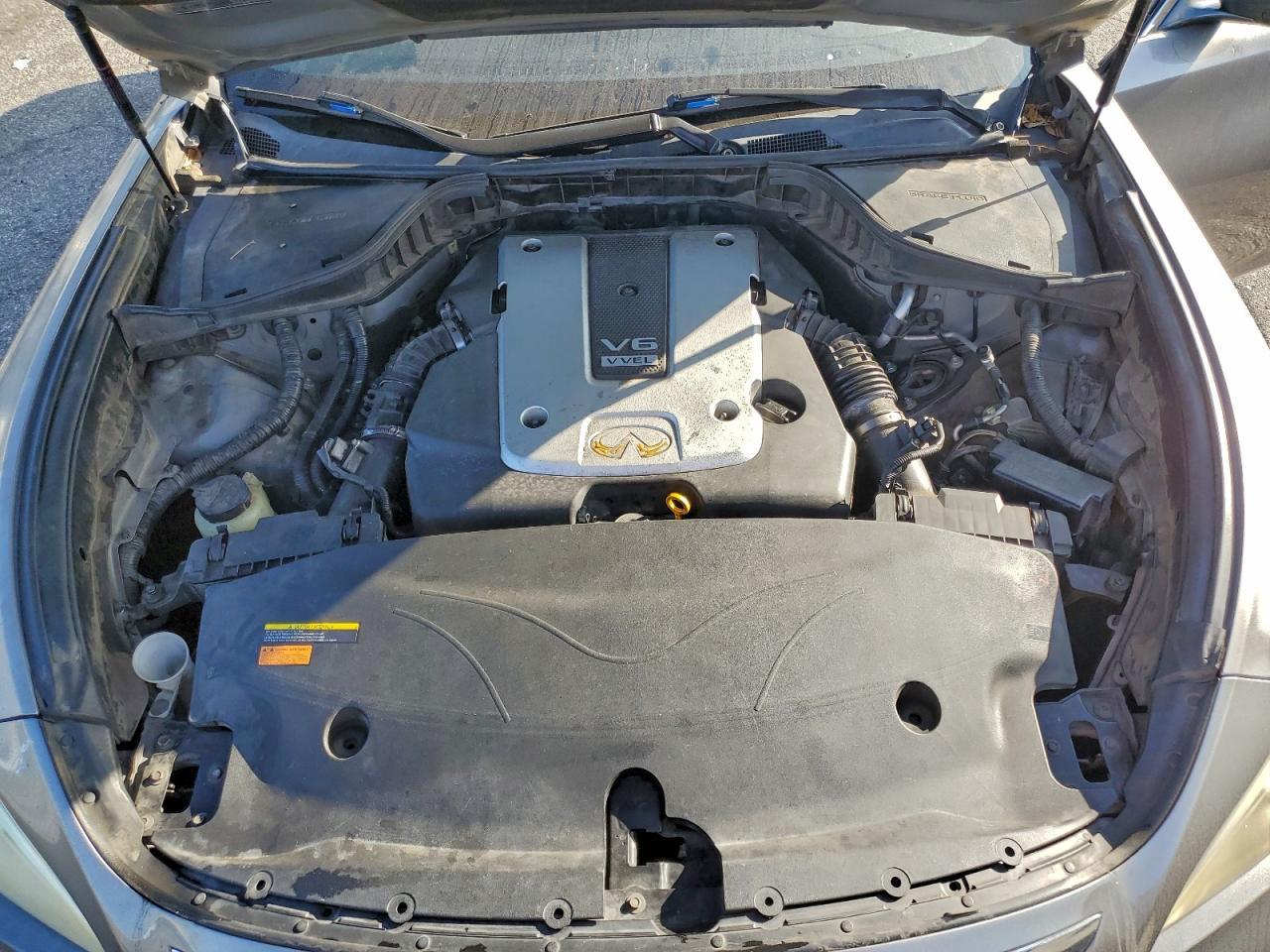 2012 INFINITI M37