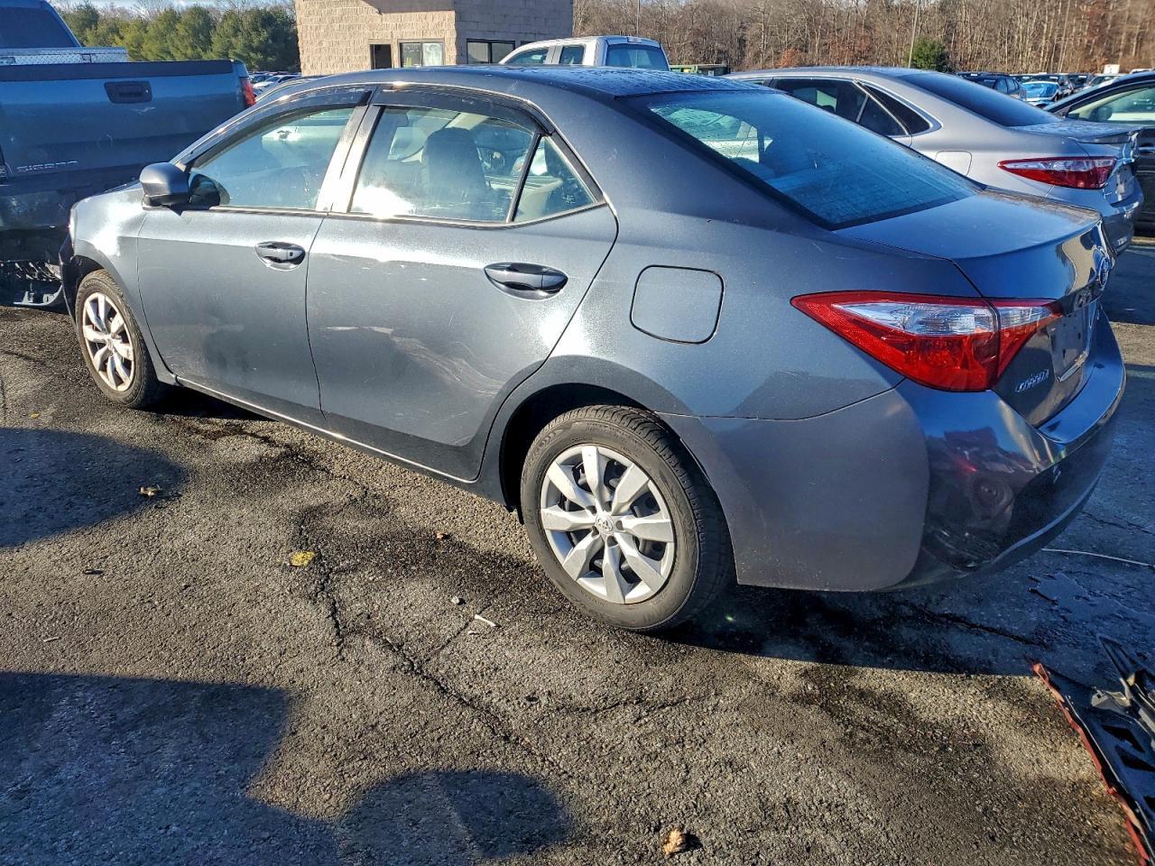 2016 TOYOTA COROLLA