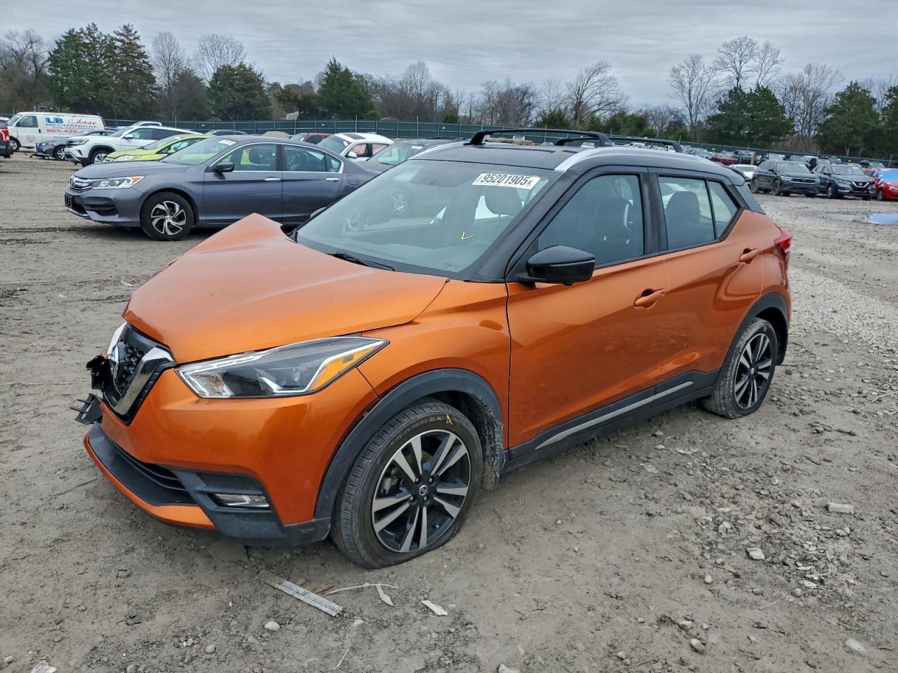 2018 NISSAN KICKS