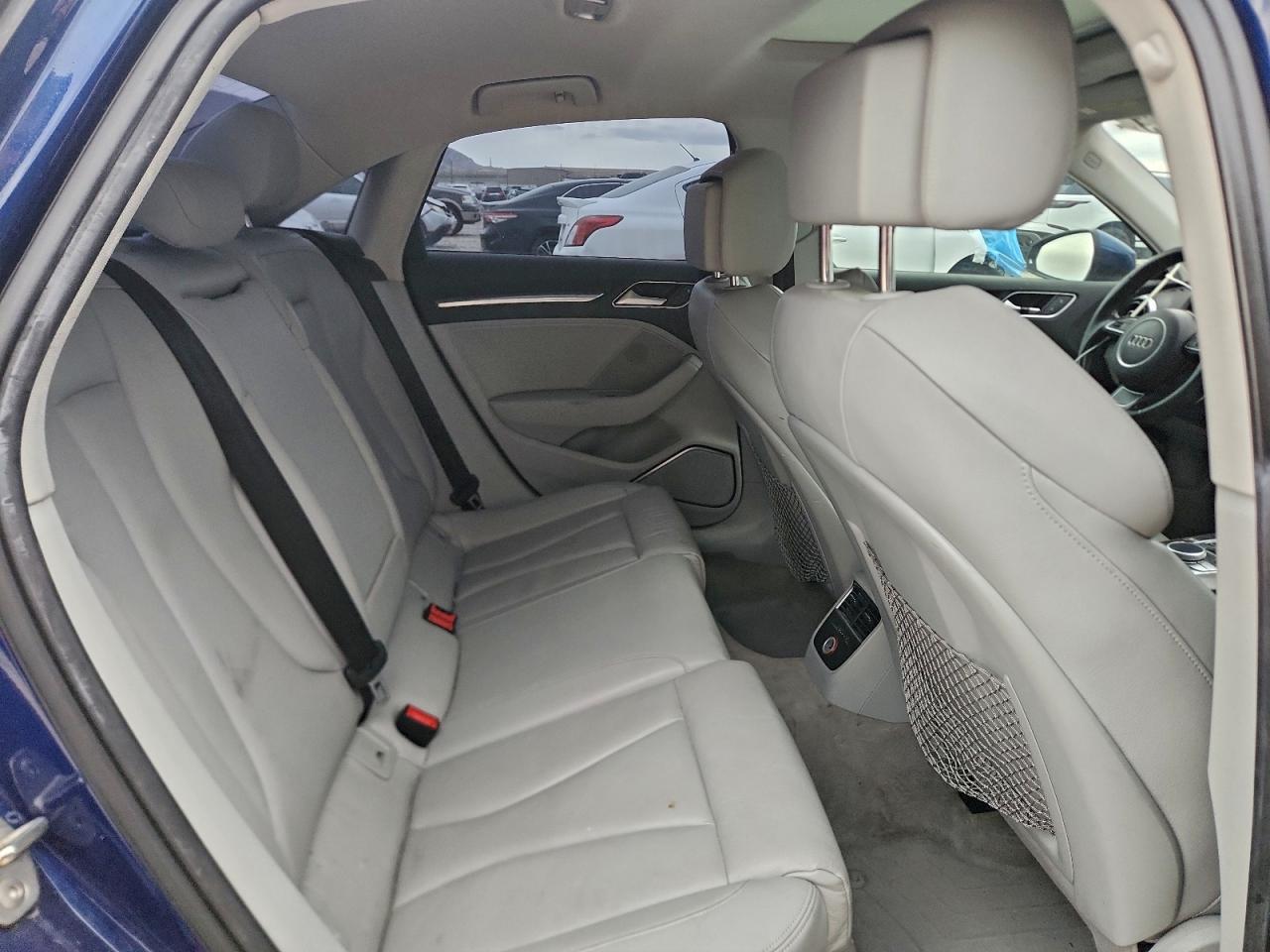2015 AUDI A3