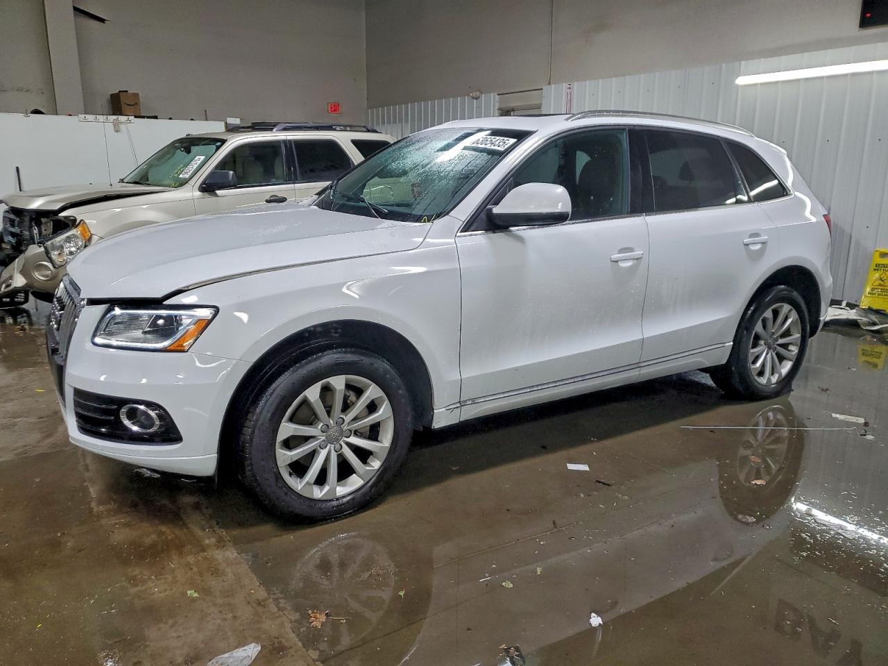 2013 AUDI Q5