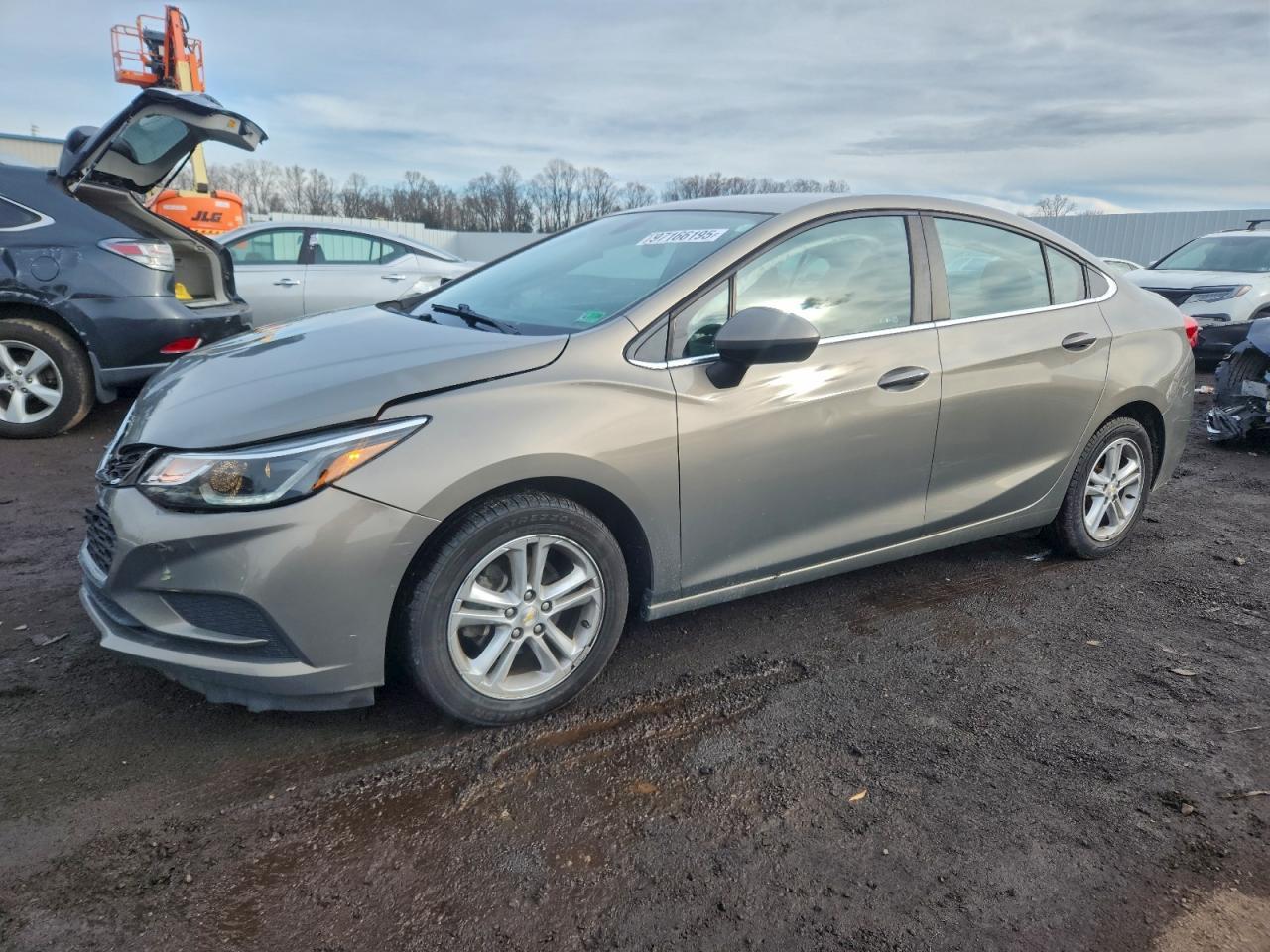 2017 CHEVROLET CRUZE