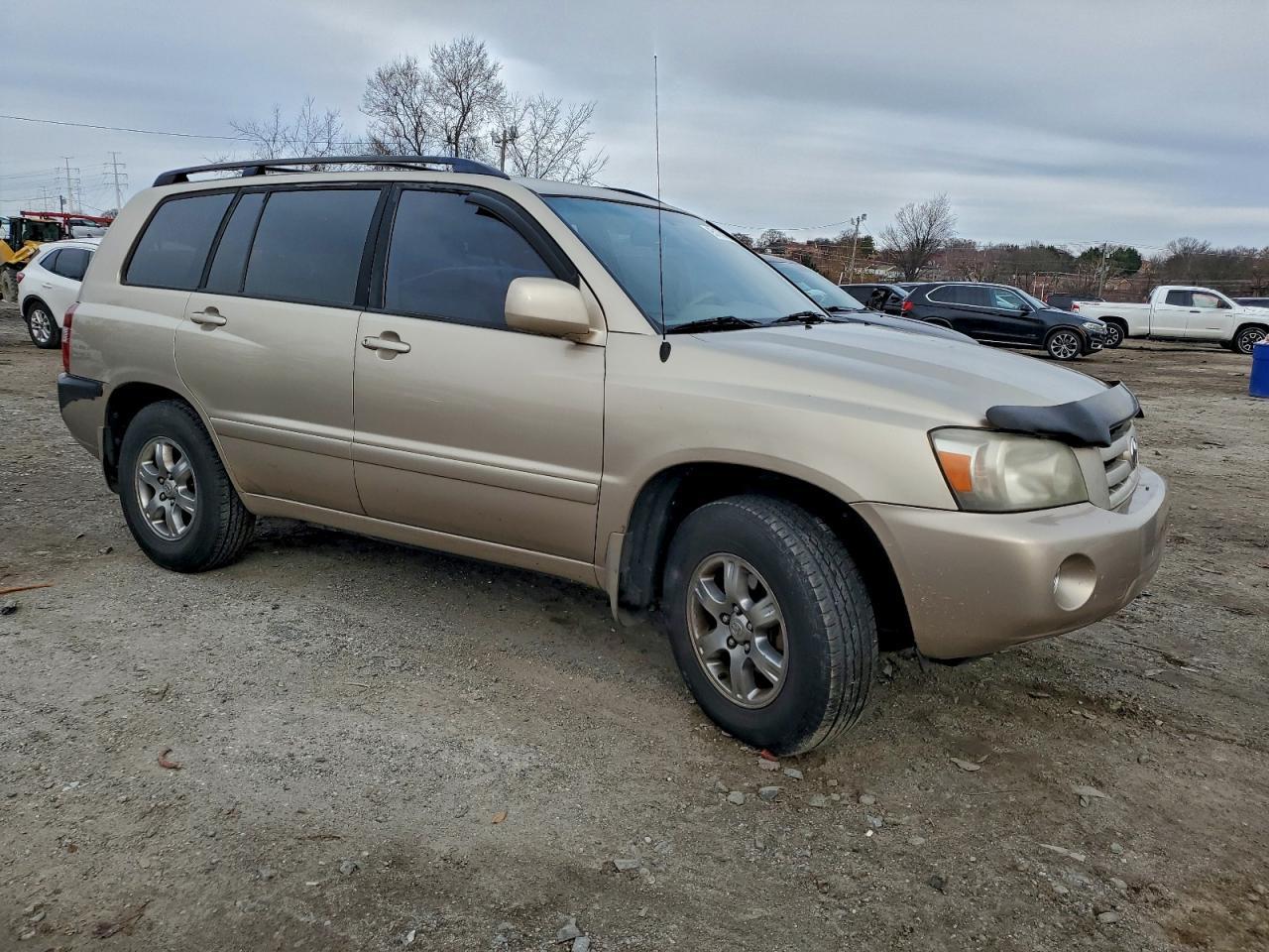 2005 TOYOTA HIGHLANDER