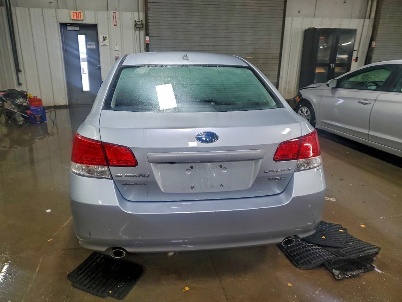 2014 SUBARU Legacy