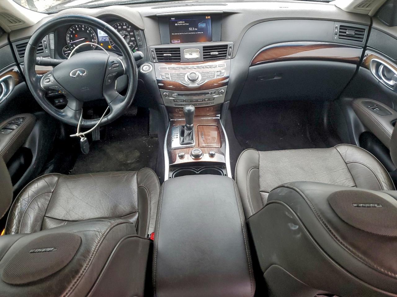 2011 INFINITI M37