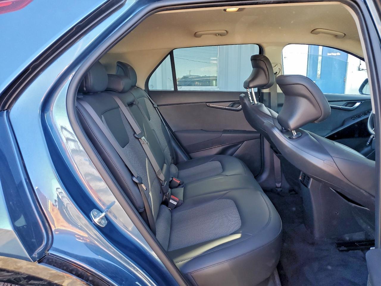 2023 KIA Niro