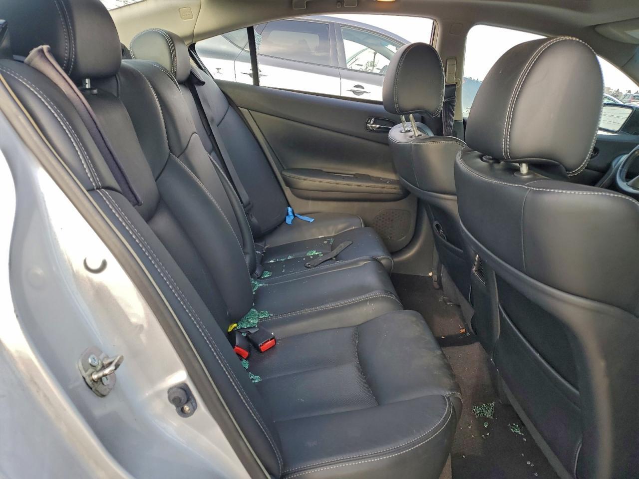 2014 NISSAN Maxima