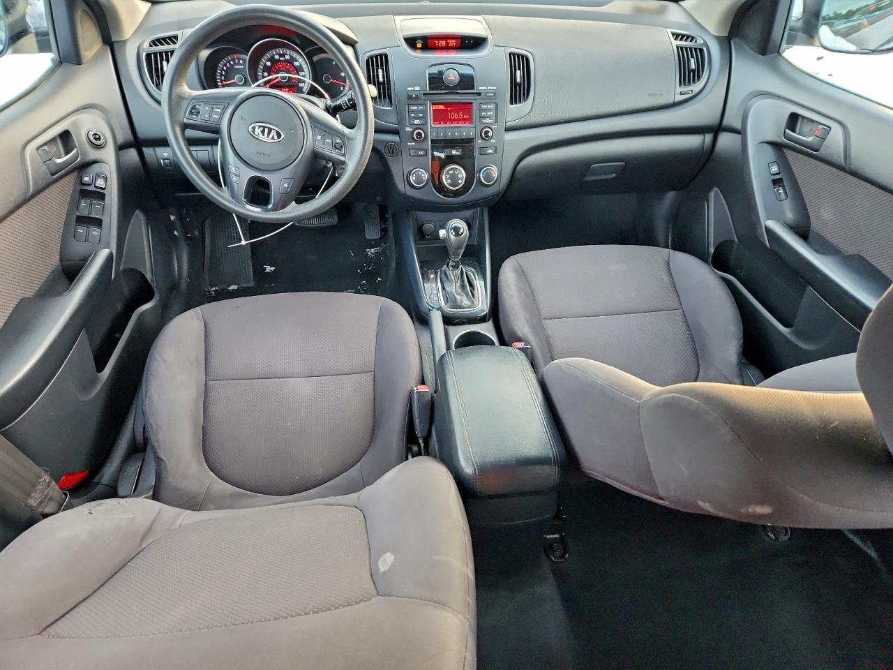 2011 KIA FORTE