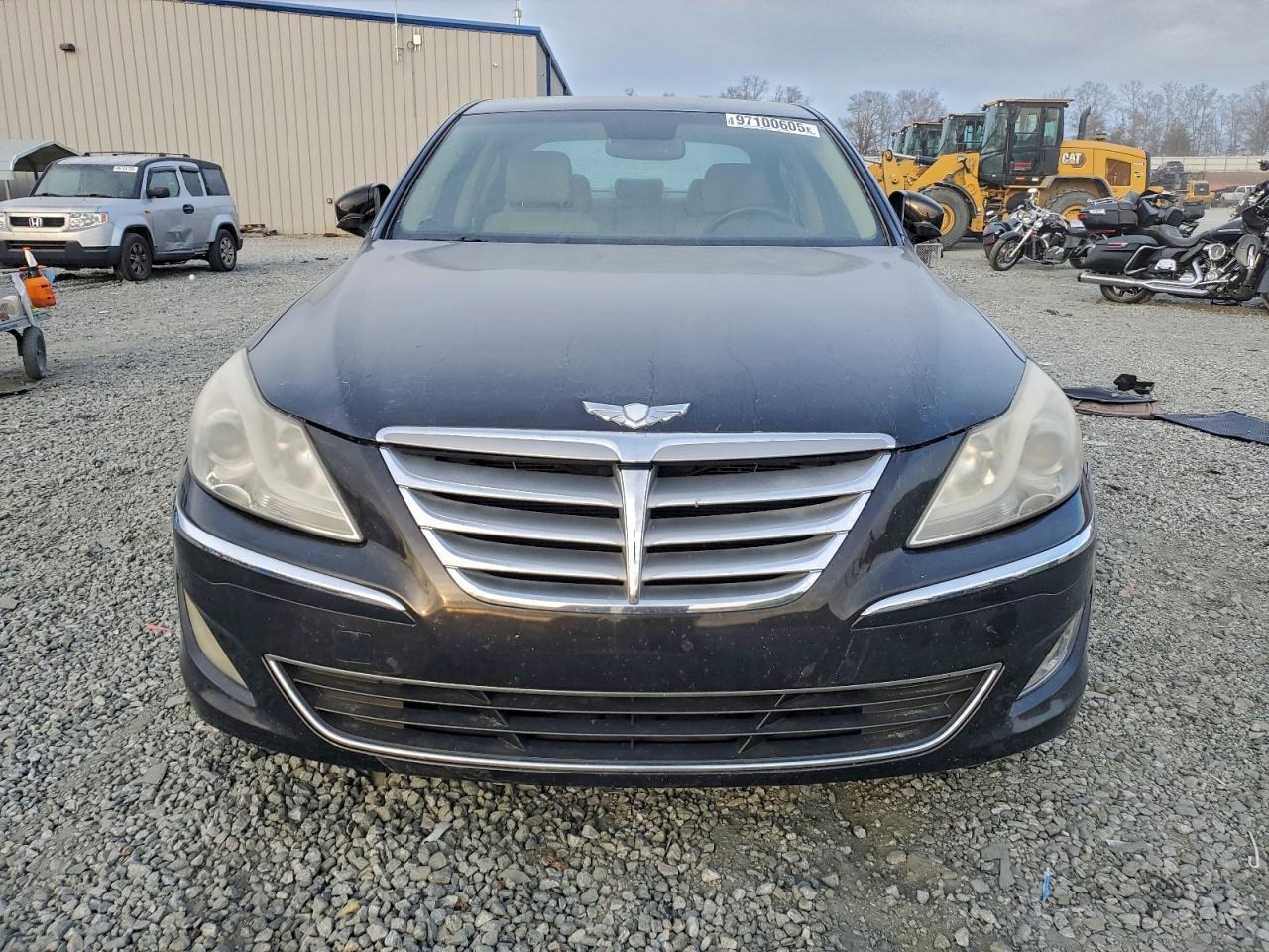 2014 HYUNDAI GENESIS