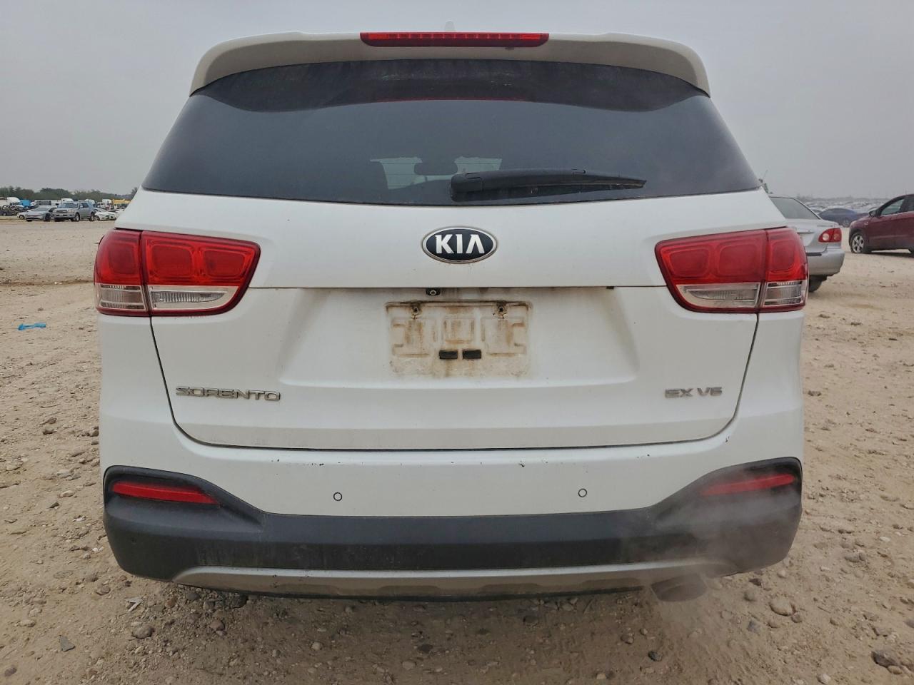 2016 KIA SORENTO
