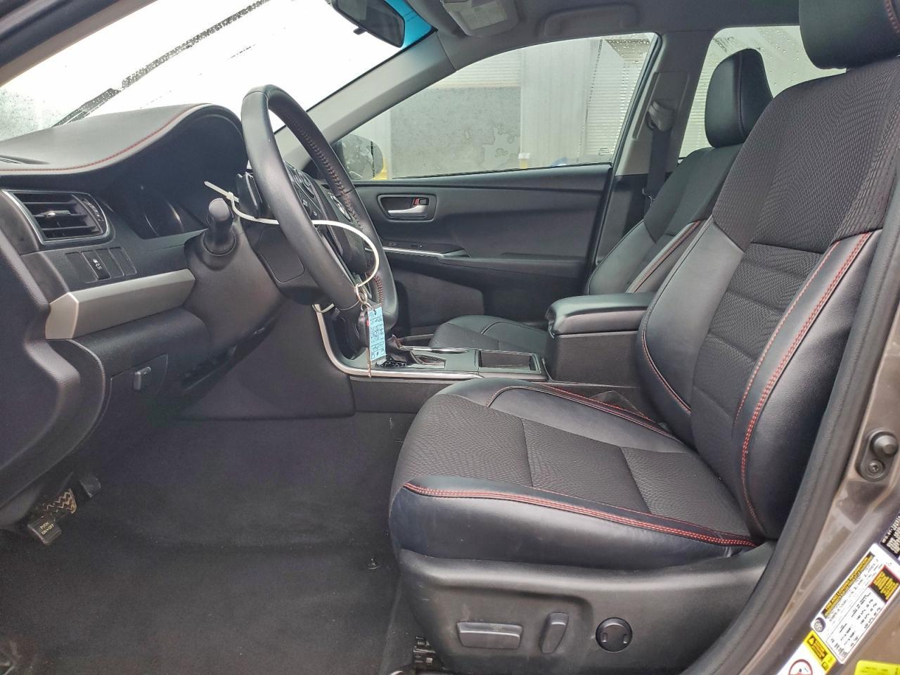 2016 TOYOTA CAMRY