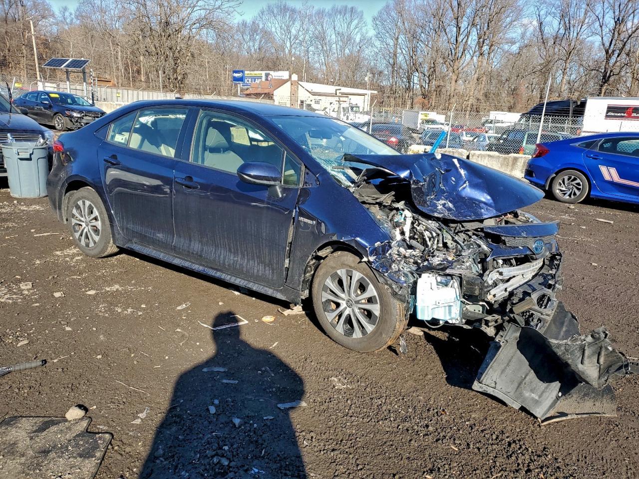 2021 TOYOTA COROLLA