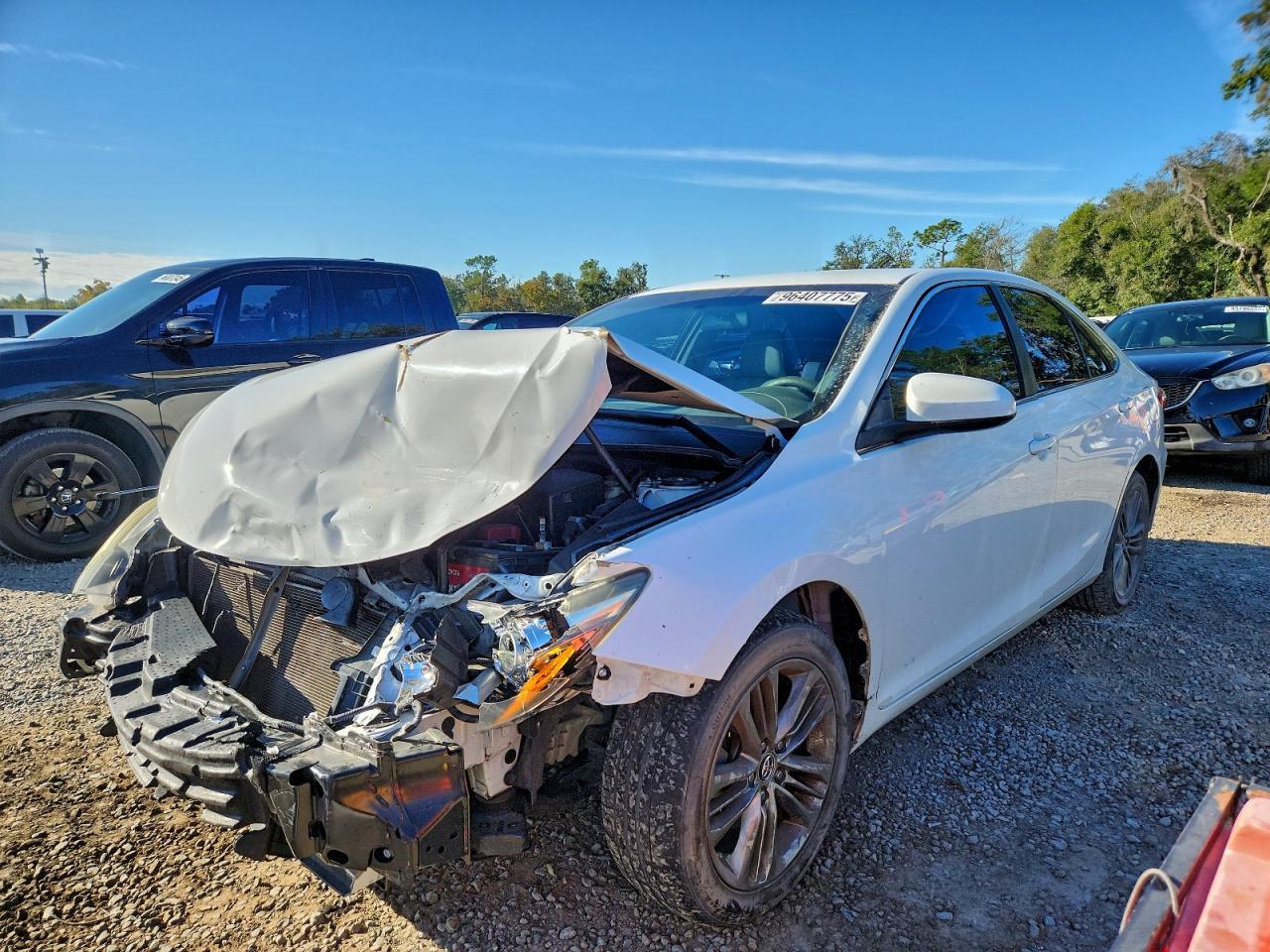 2016 TOYOTA CAMRY