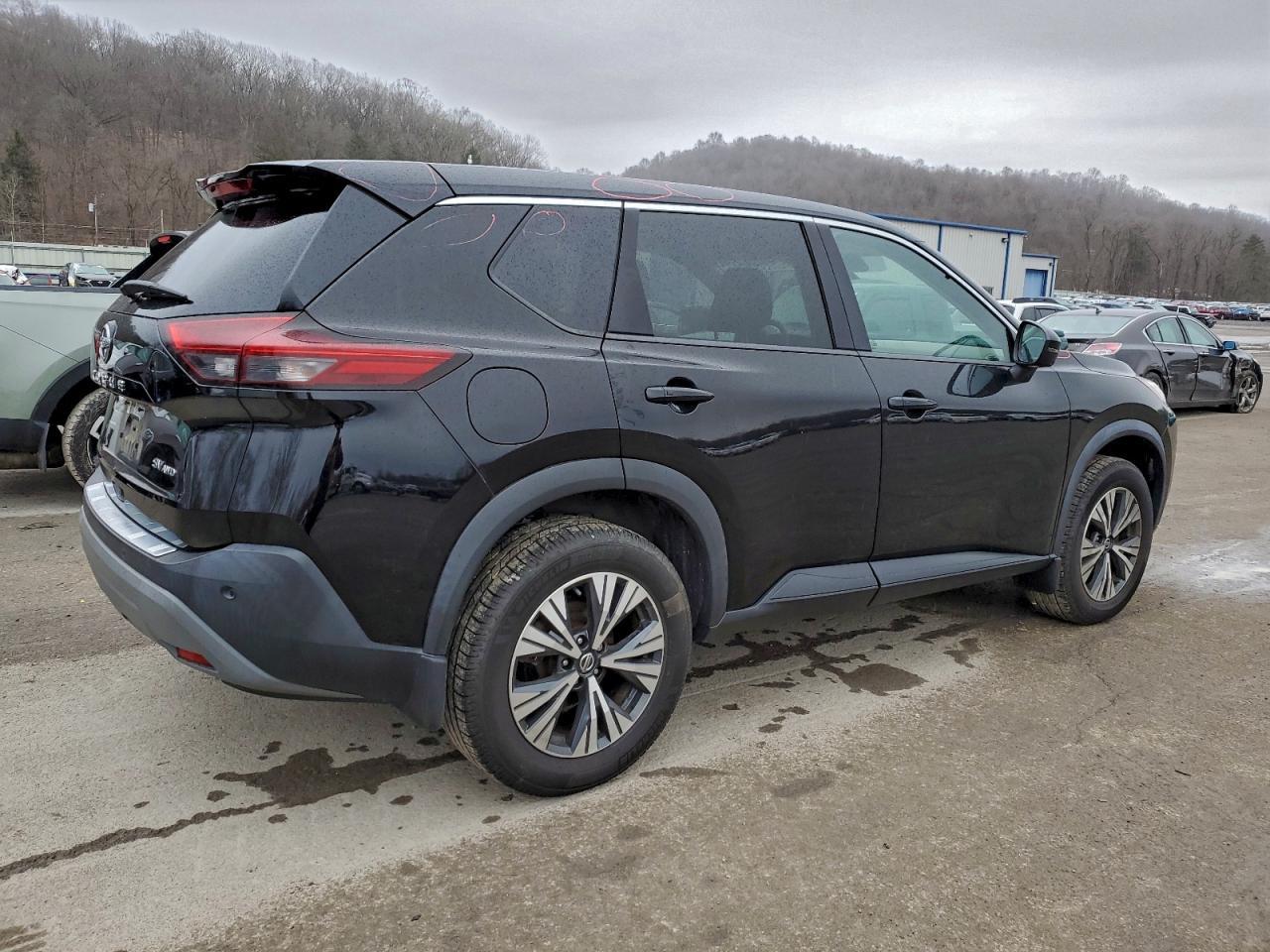 2021 NISSAN ROGUE