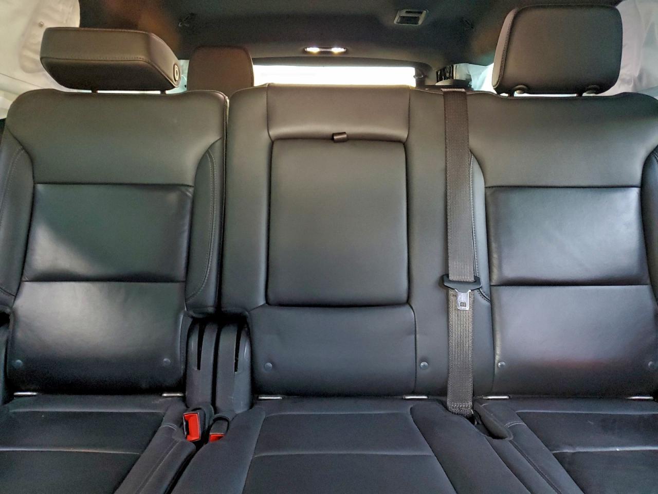 2021 CHEVROLET Suburban