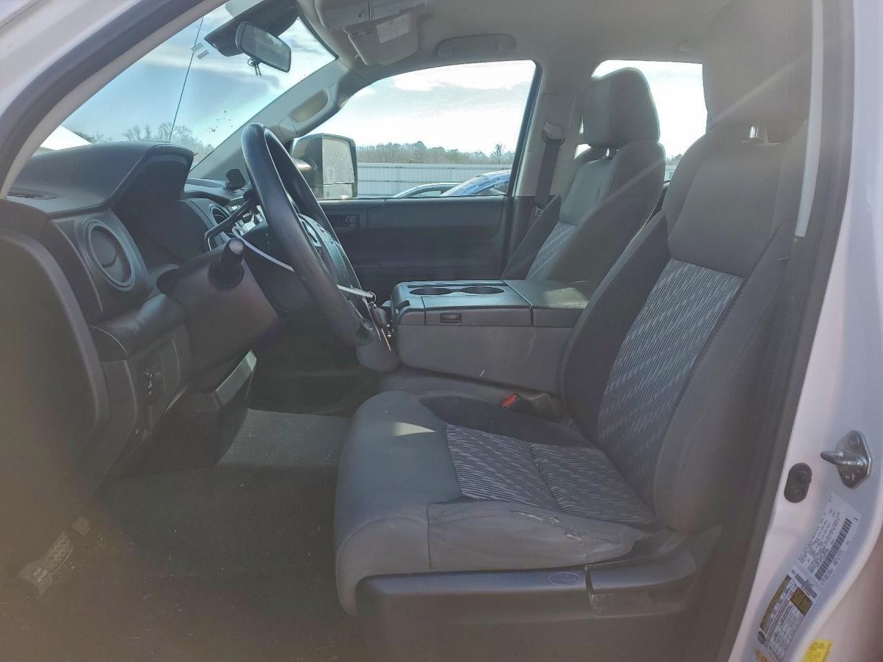 2018 TOYOTA TUNDRA