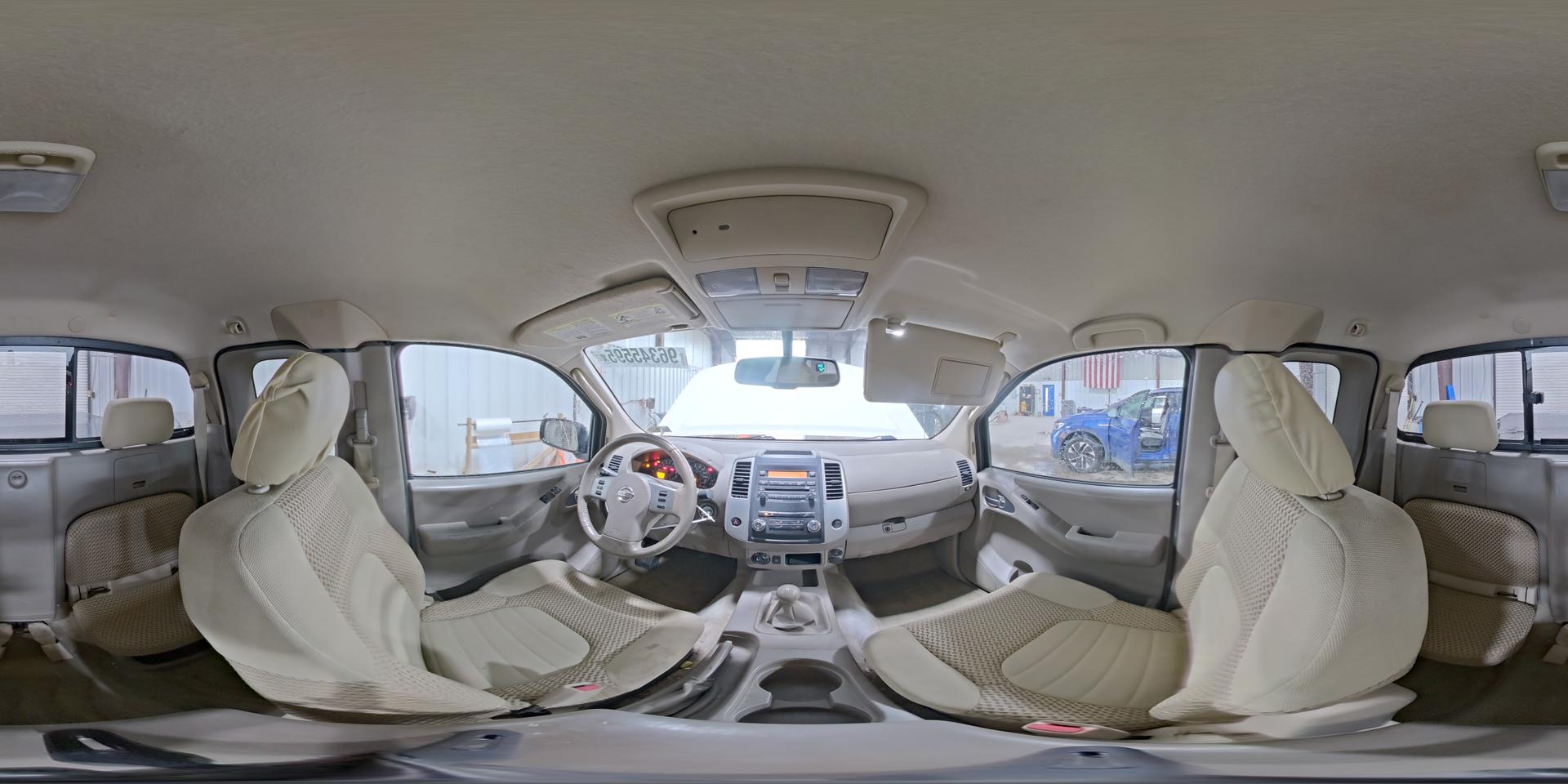 2011 NISSAN Frontier